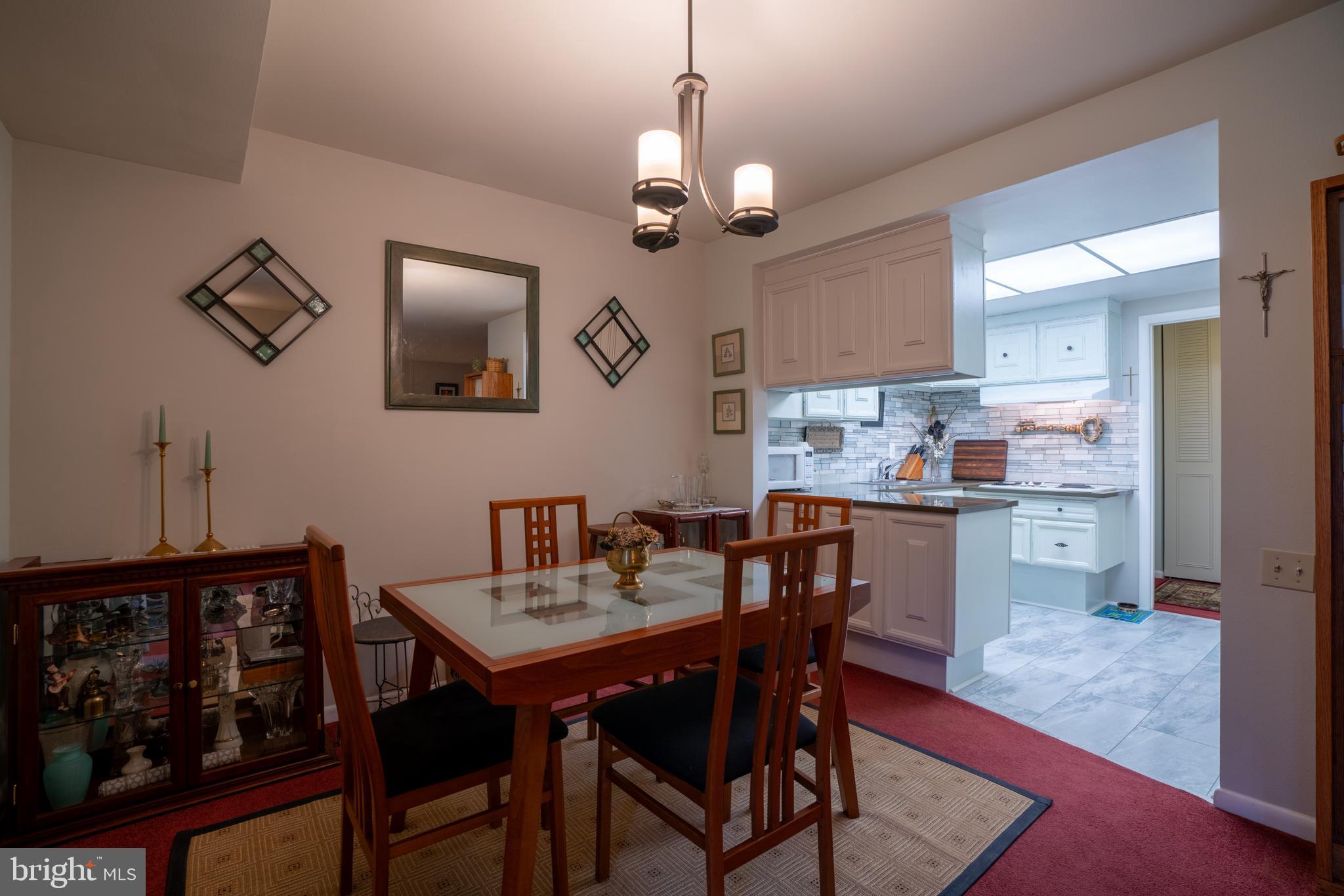 3382 CHISWICK COURT 51-1C