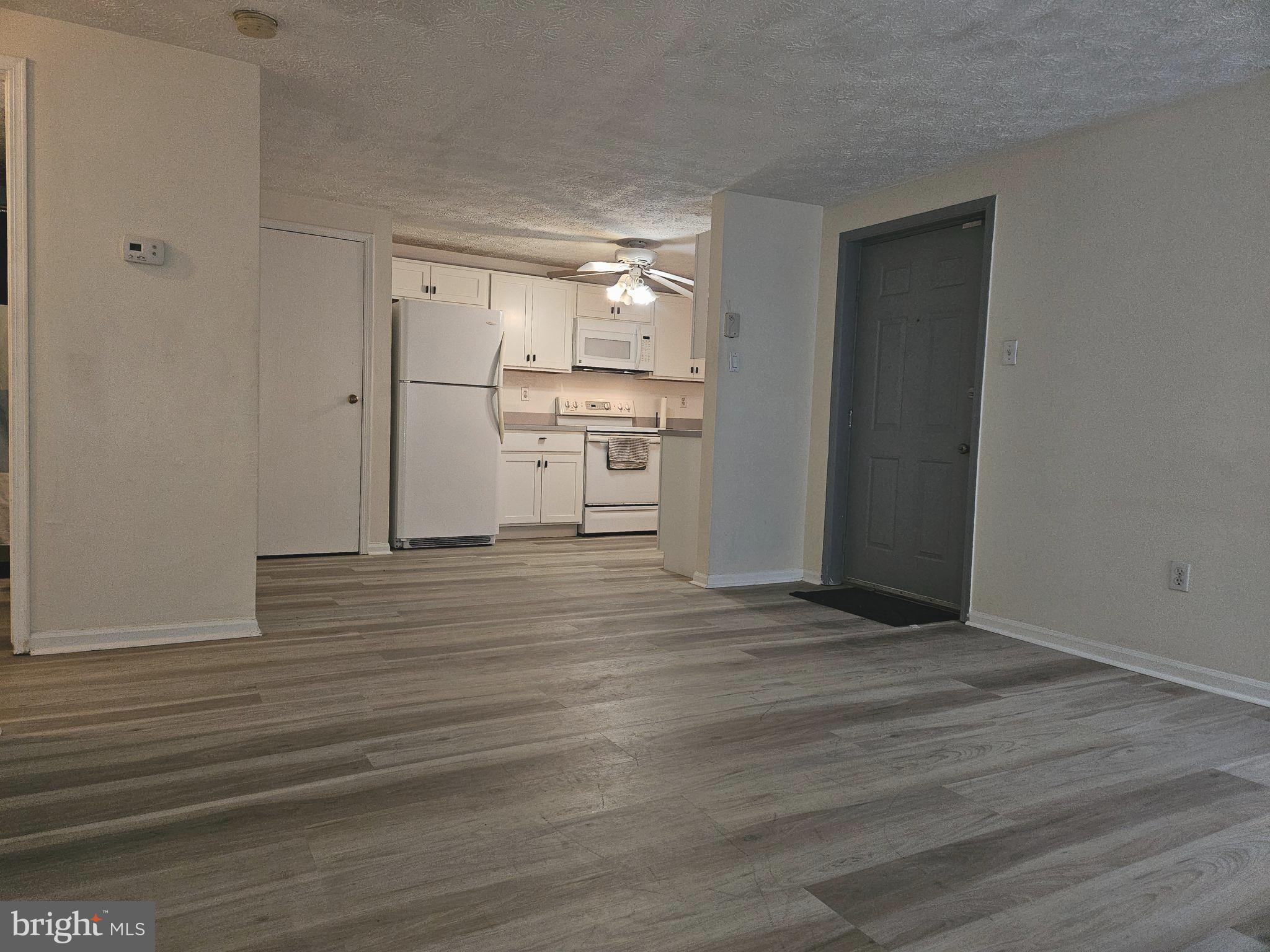 3929 GREENCASTLE ROAD 9