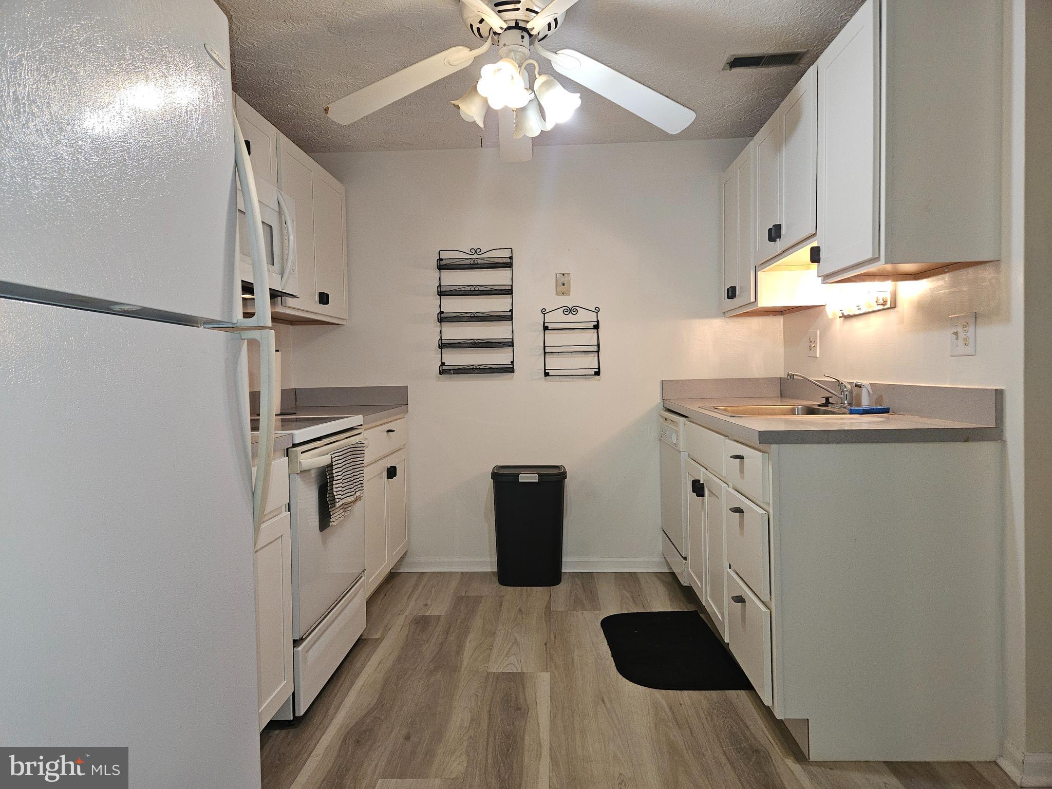 3929 GREENCASTLE ROAD 9