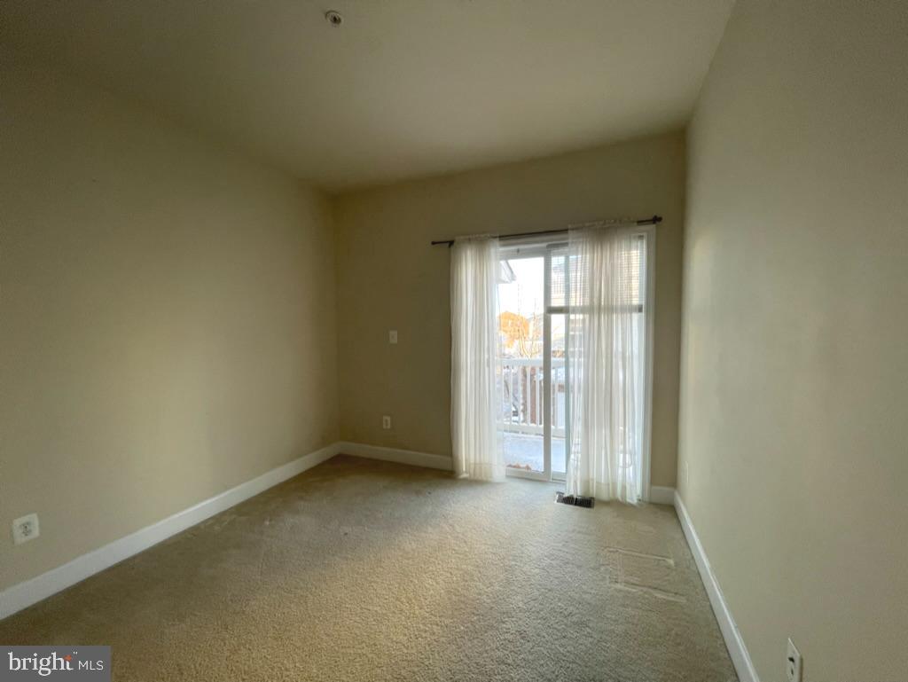 19407 BUCKINGHAM WAY 19407