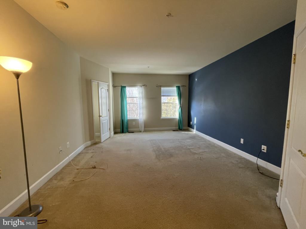 19407 BUCKINGHAM WAY 19407