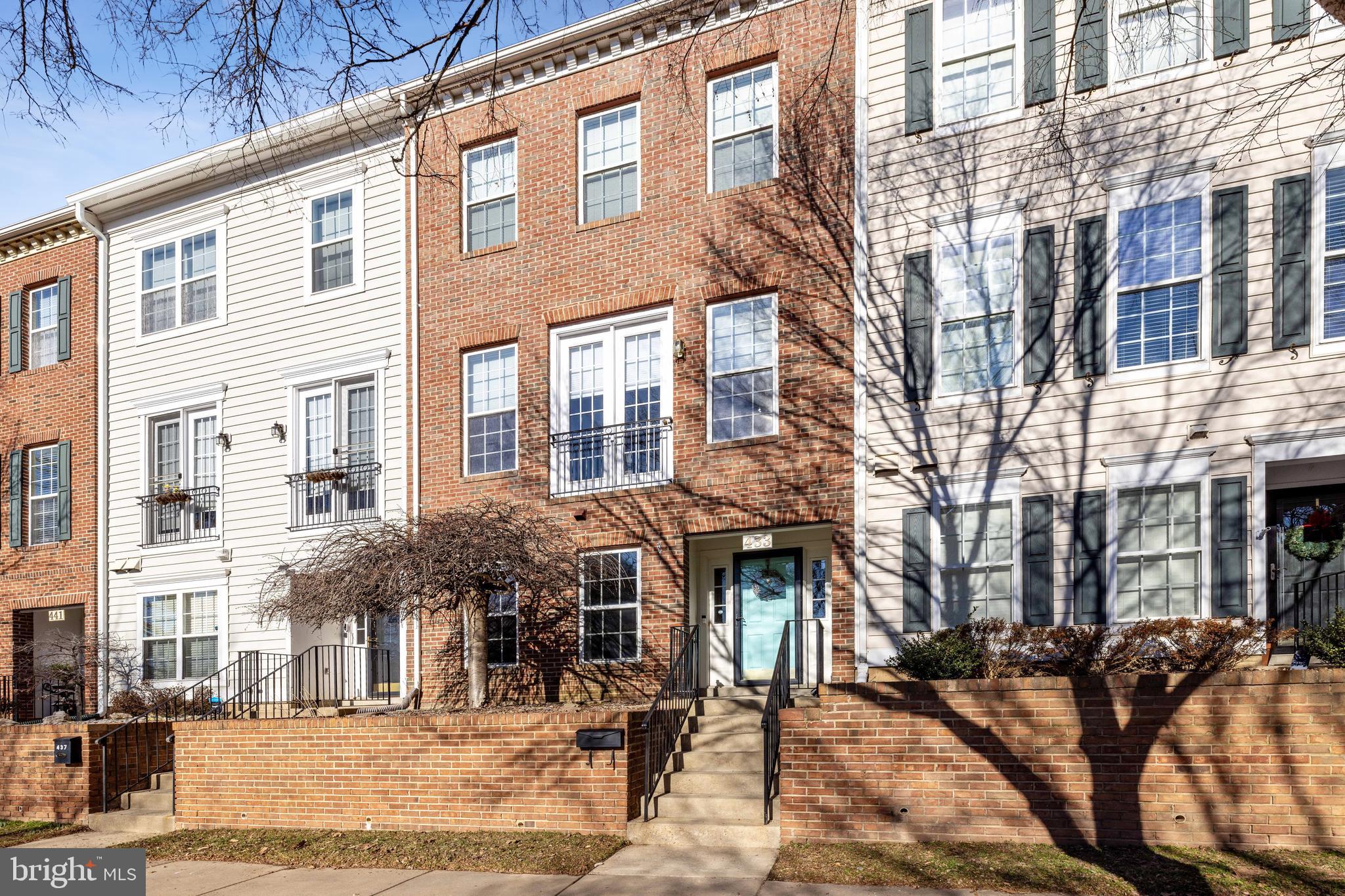 433 PHELPS STREET