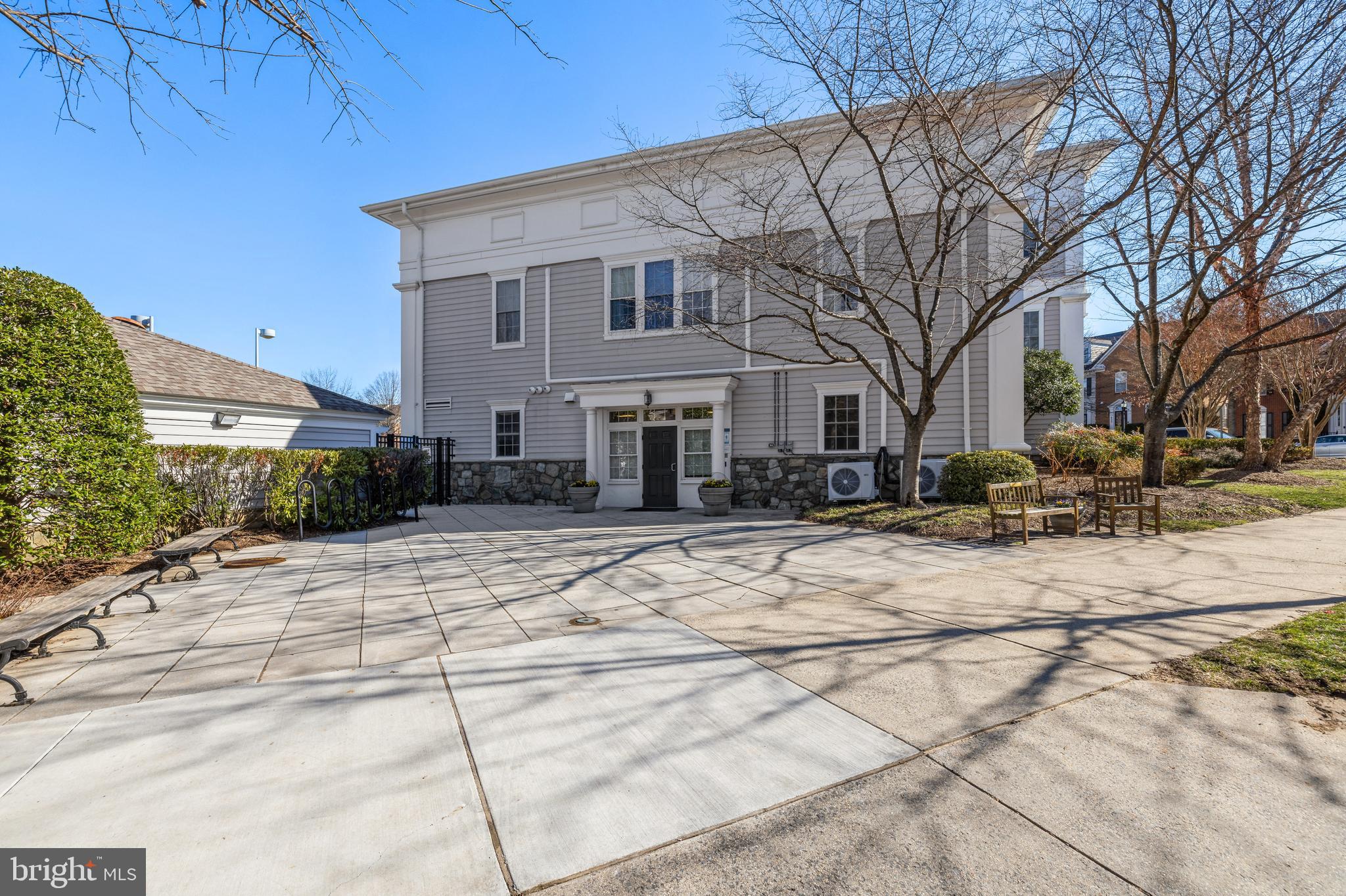 433 PHELPS STREET