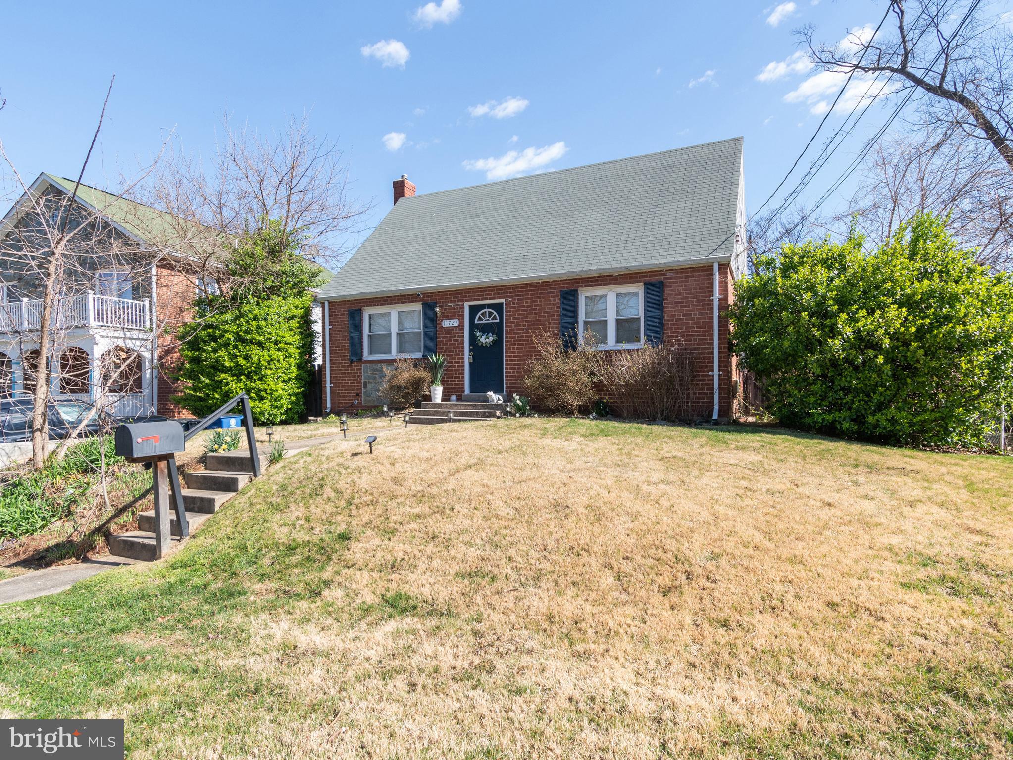 11727 COLLEGE VIEW DRIVE