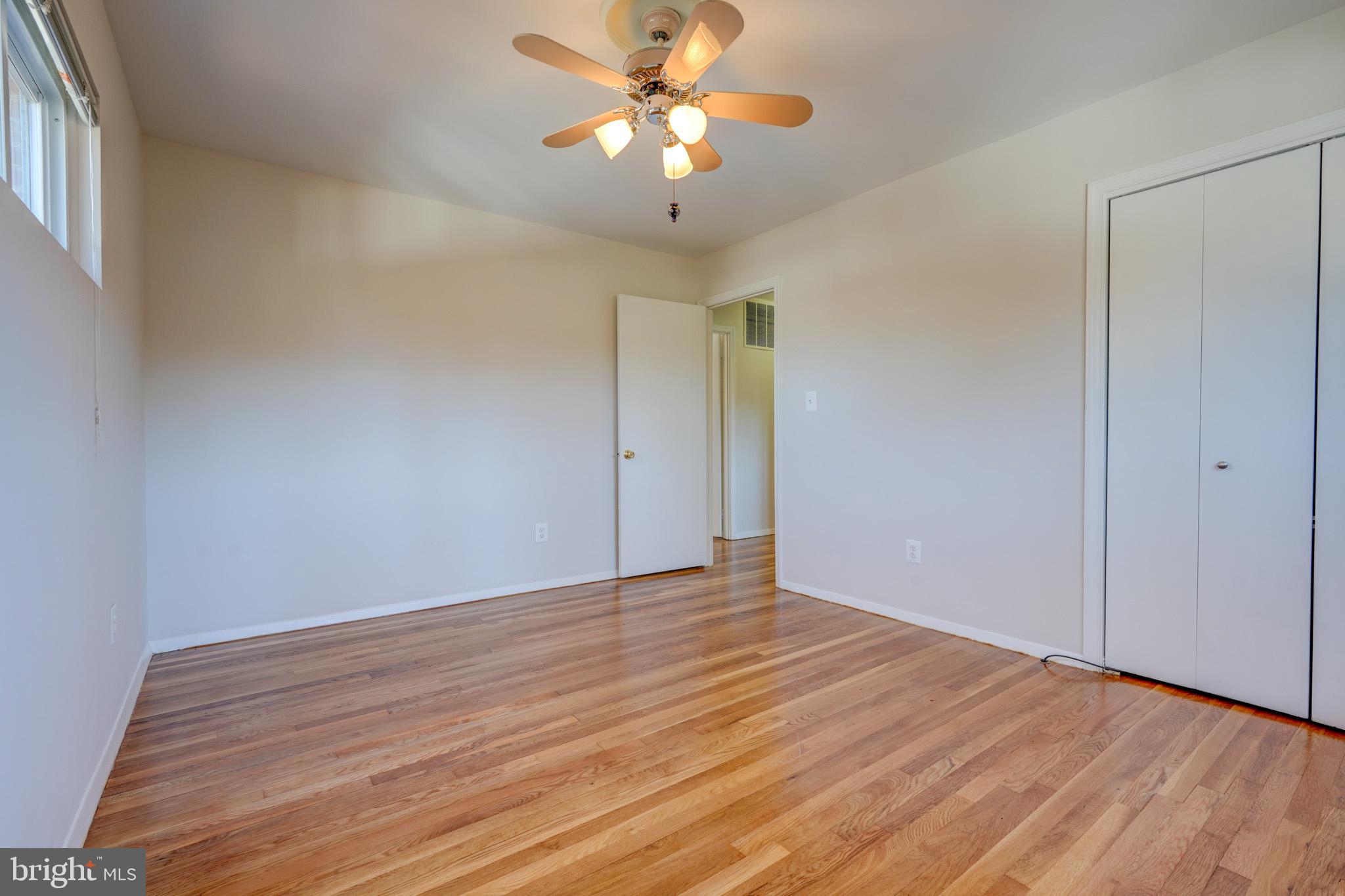 12820 MIDDLEVALE LANE