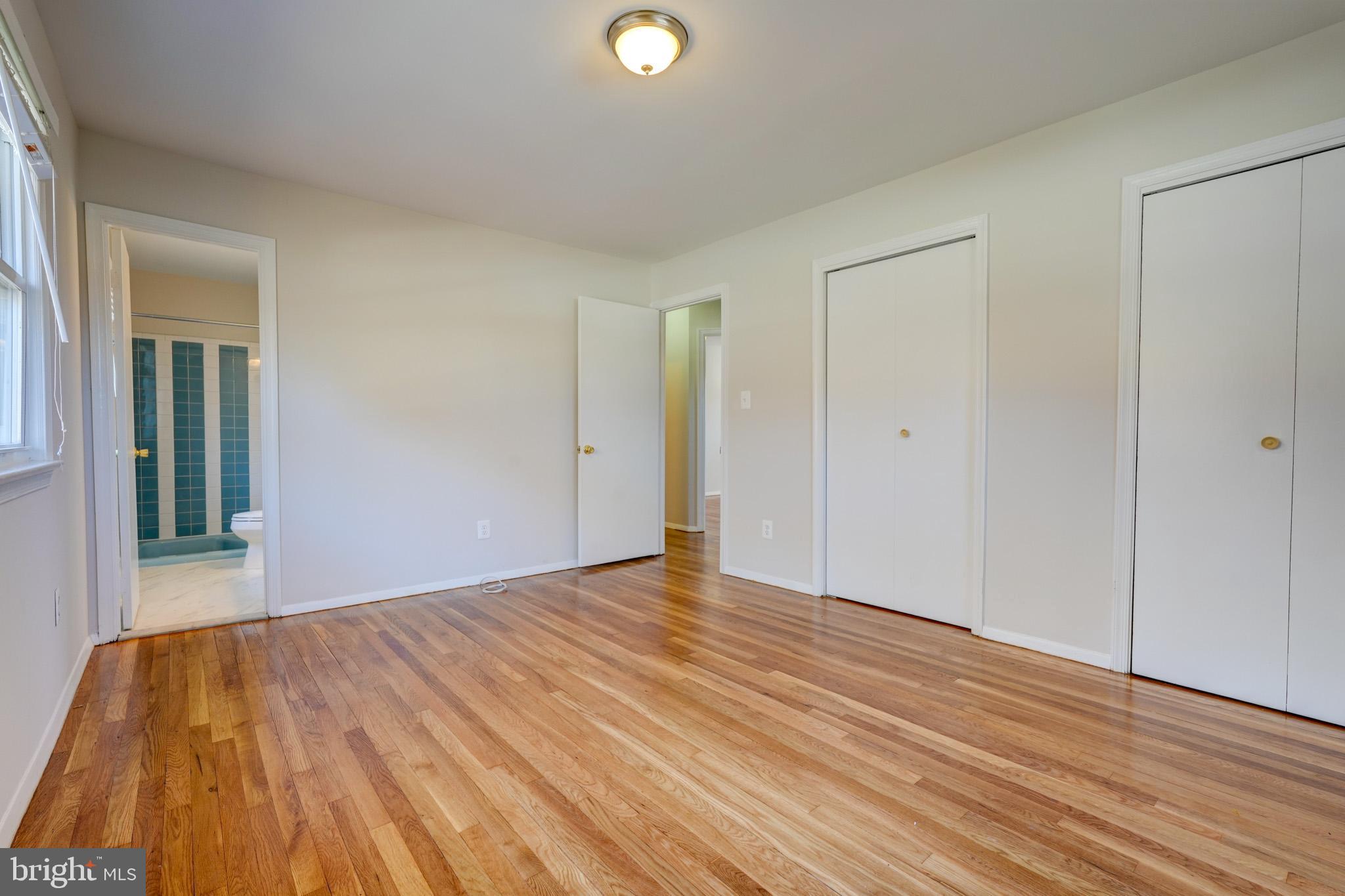 12820 MIDDLEVALE LANE