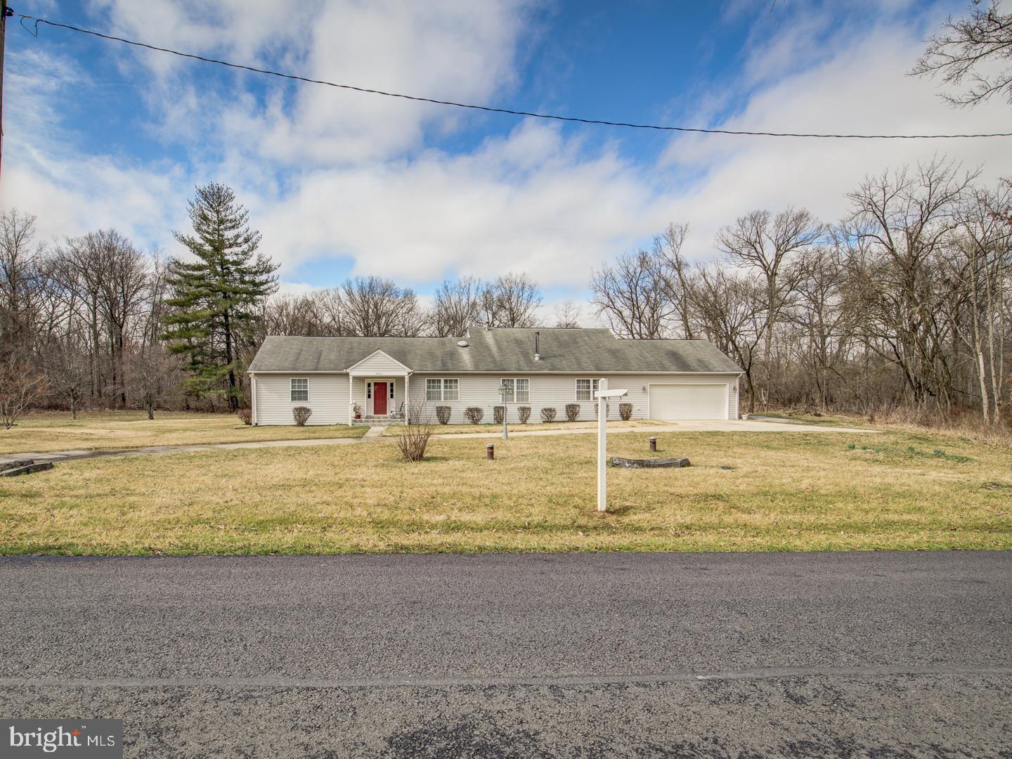 19400 WHITE GROUND ROAD