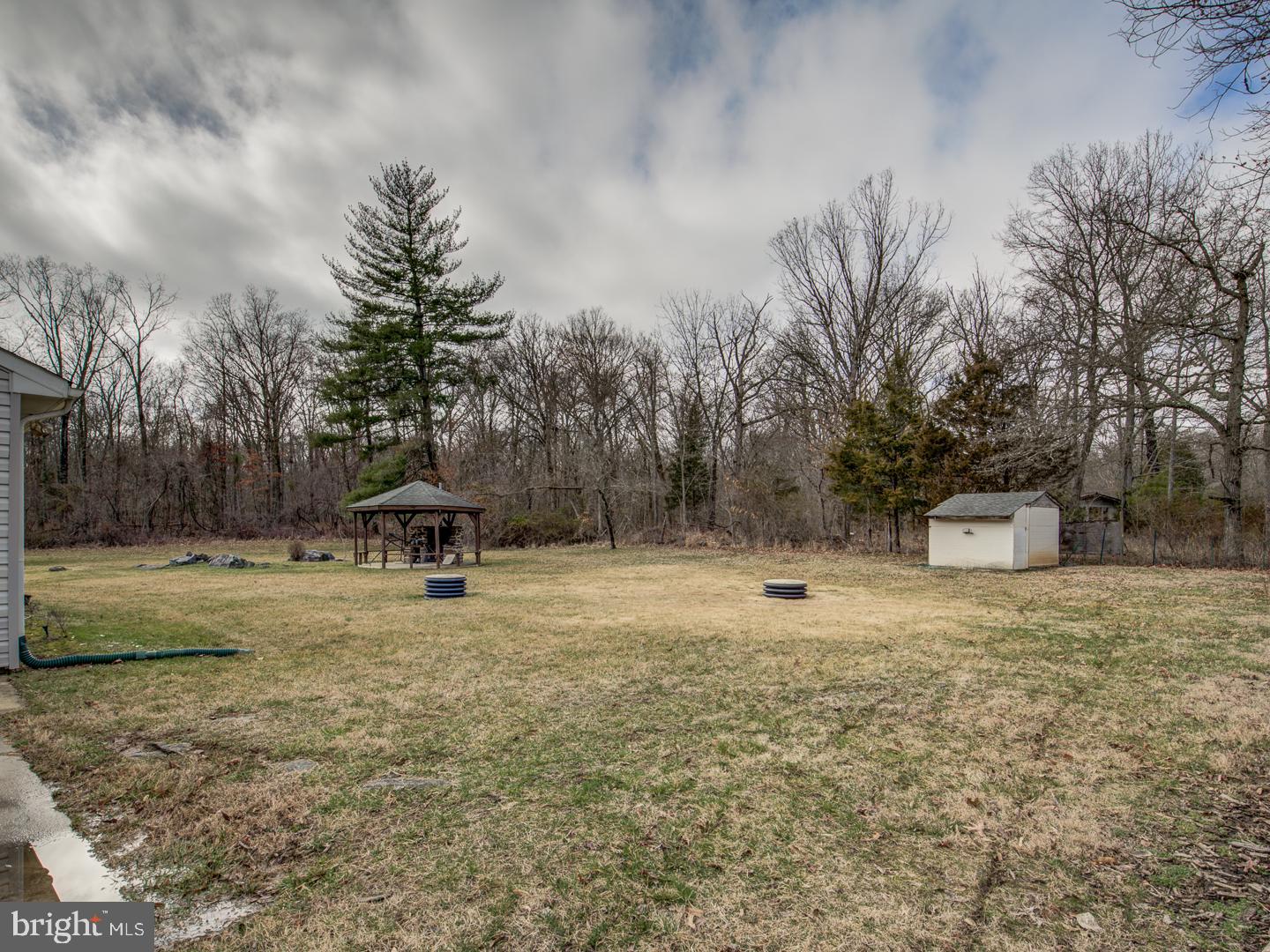 19400 WHITE GROUND ROAD