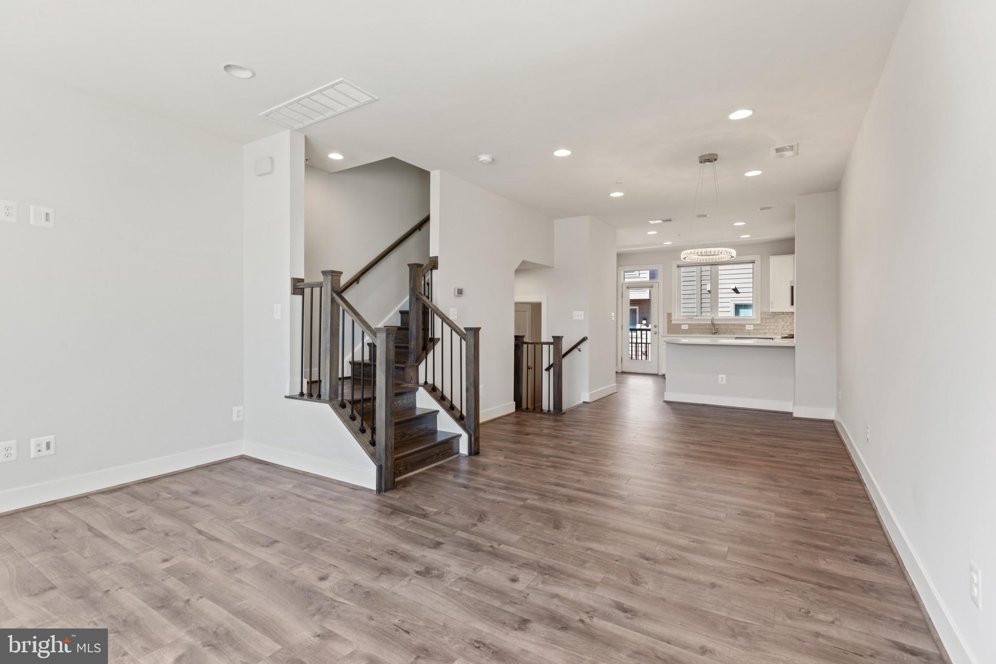 109 HEATH PLACE