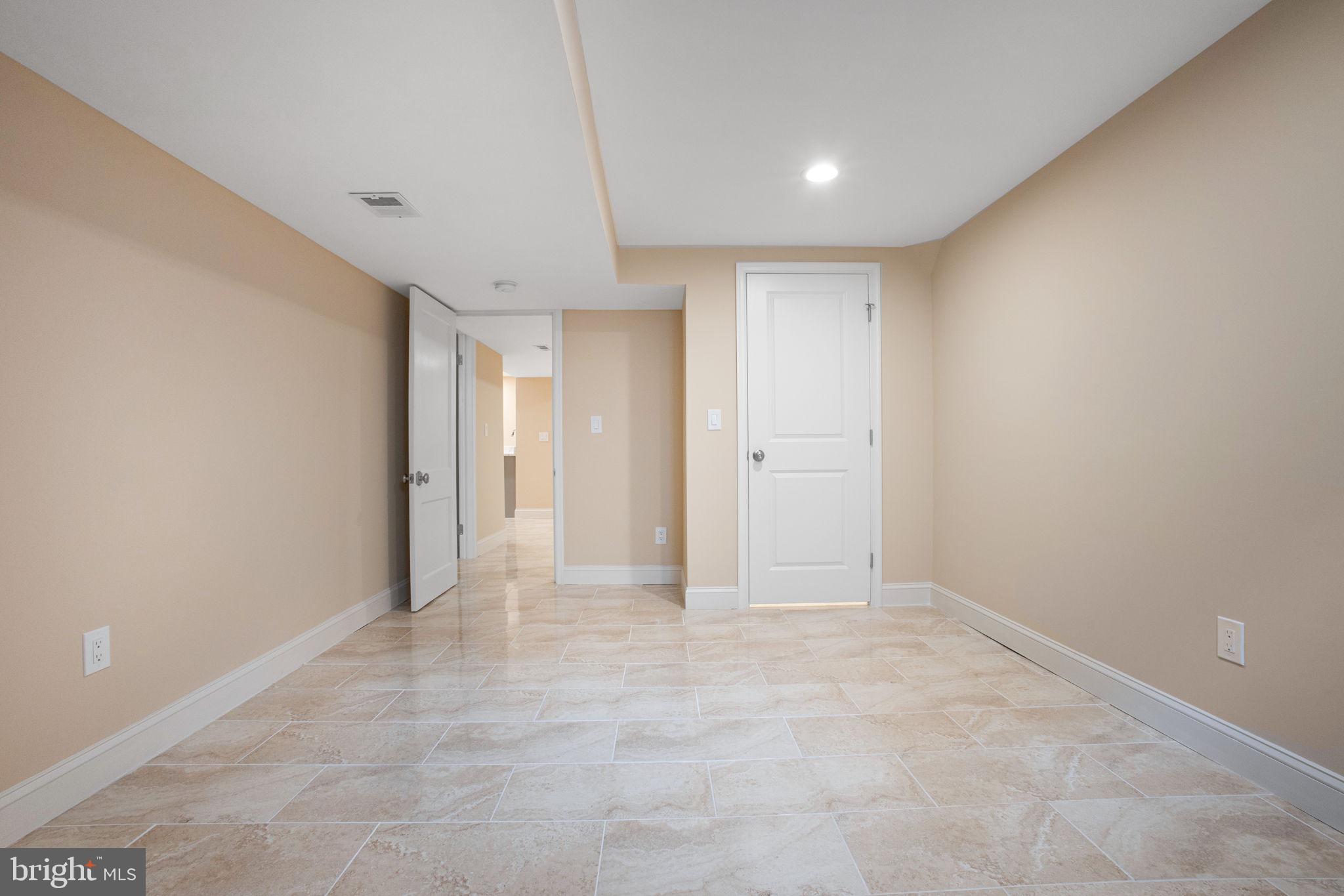 11613 COLLEGE VIEW DRIVE