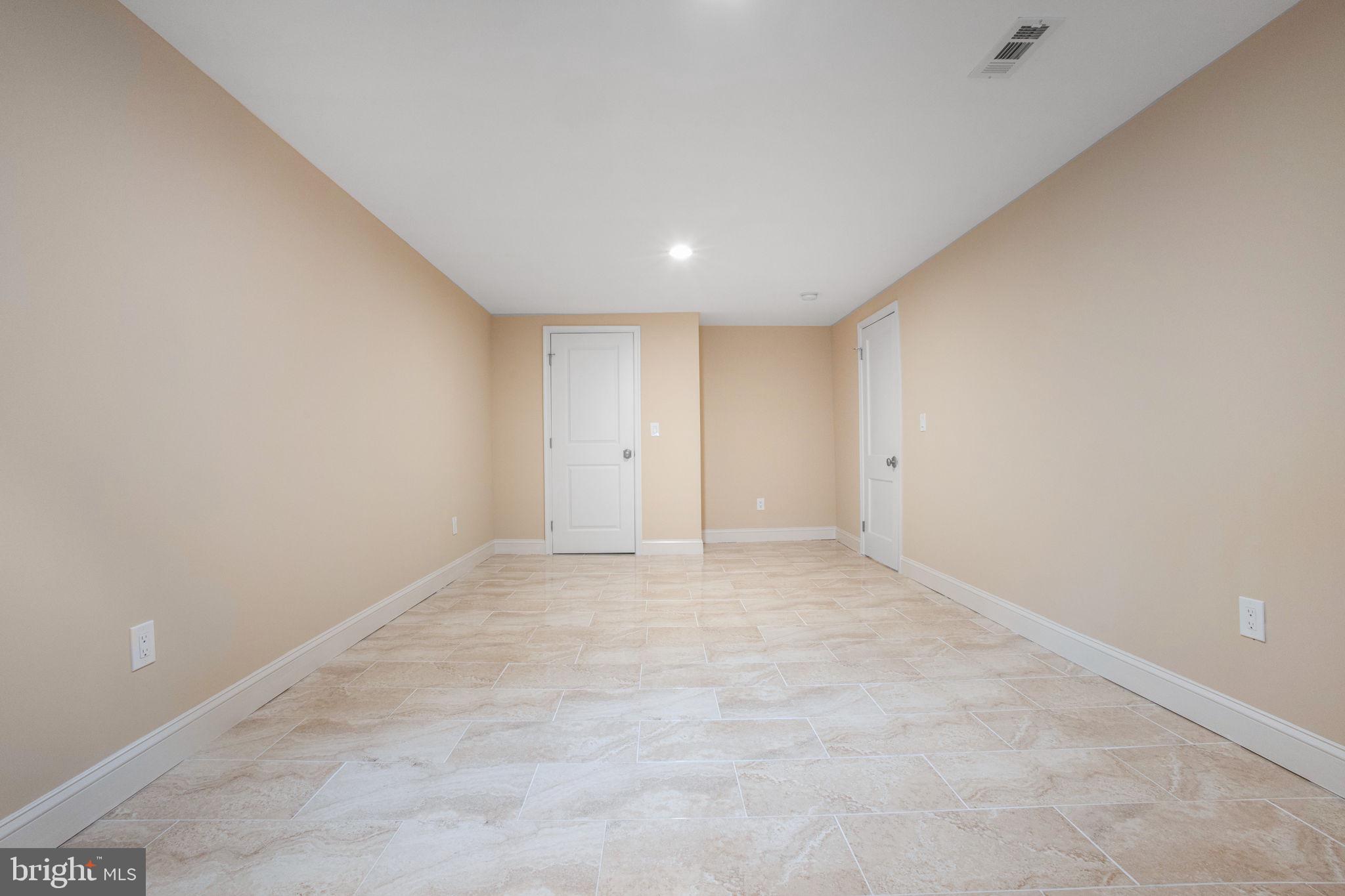 11613 COLLEGE VIEW DRIVE