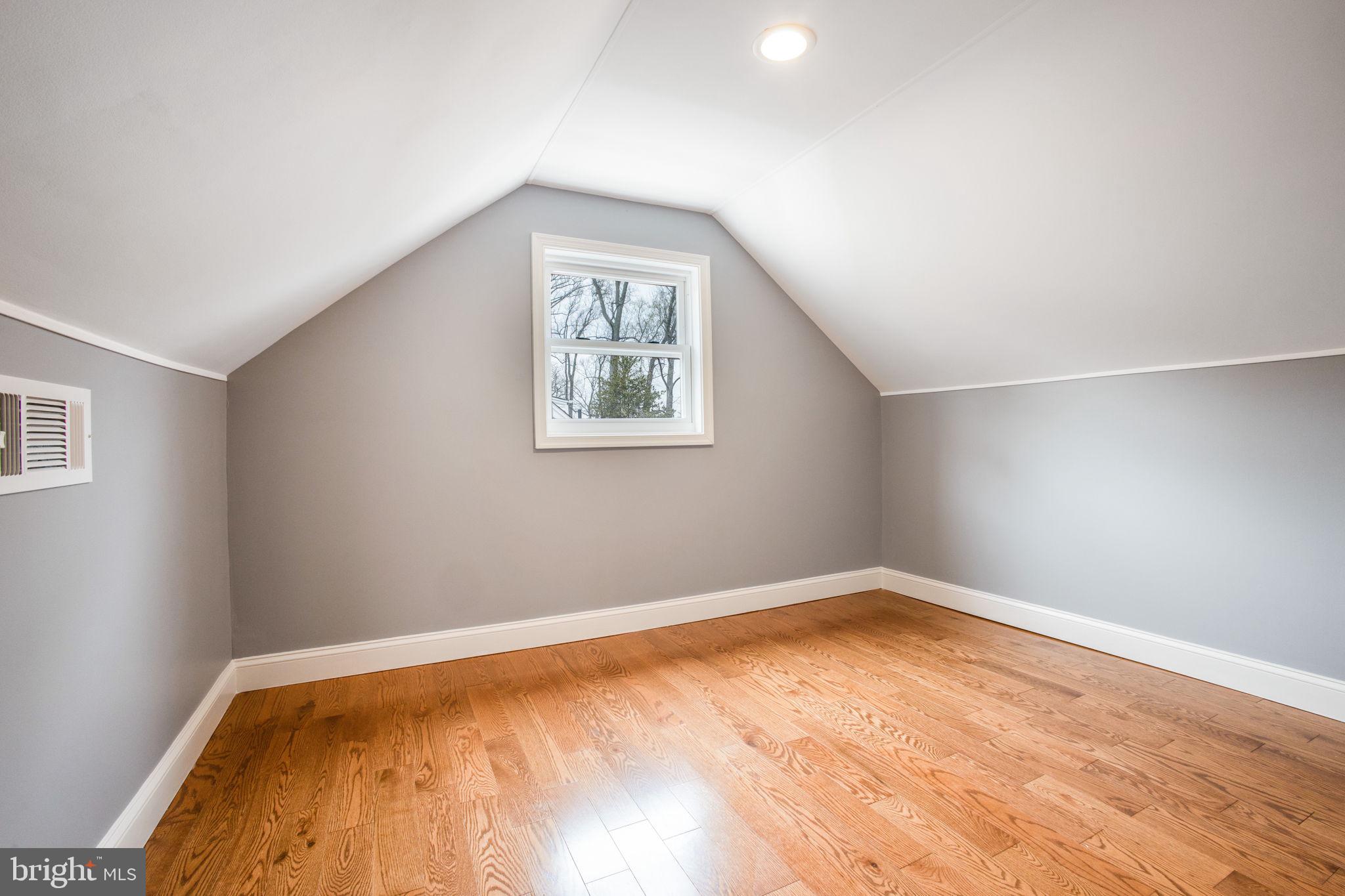 11613 COLLEGE VIEW DRIVE