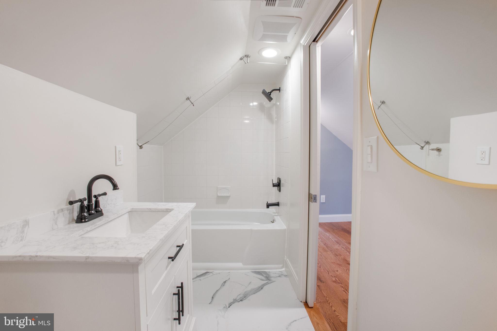 11613 COLLEGE VIEW DRIVE