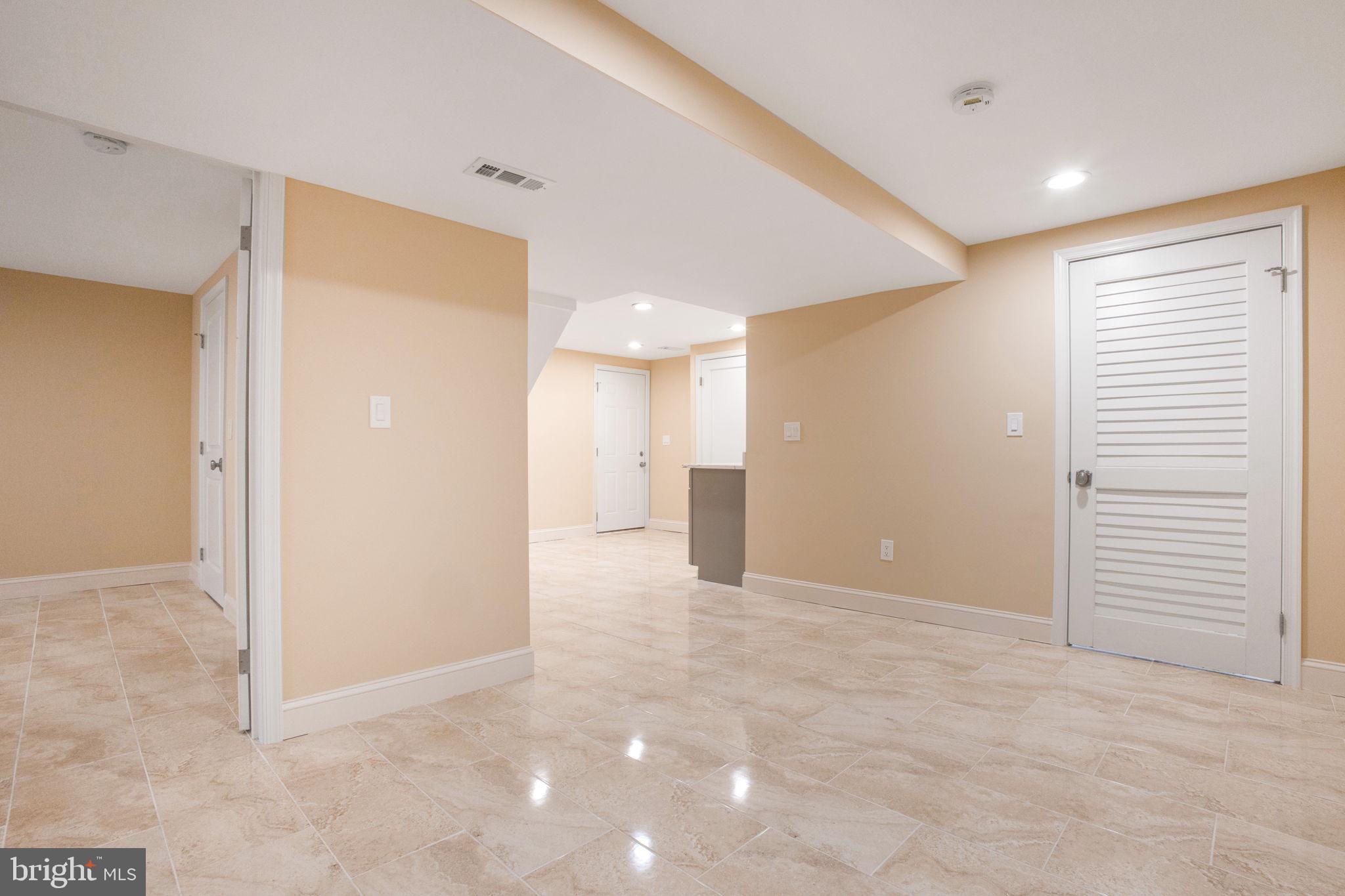 11613 COLLEGE VIEW DRIVE