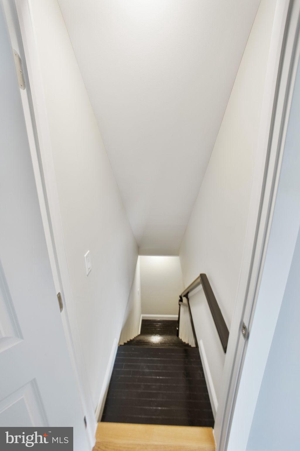 11613 COLLEGE VIEW DRIVE