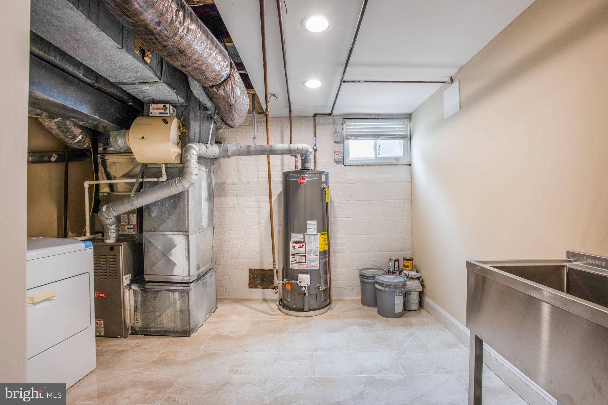 11613 COLLEGE VIEW DRIVE