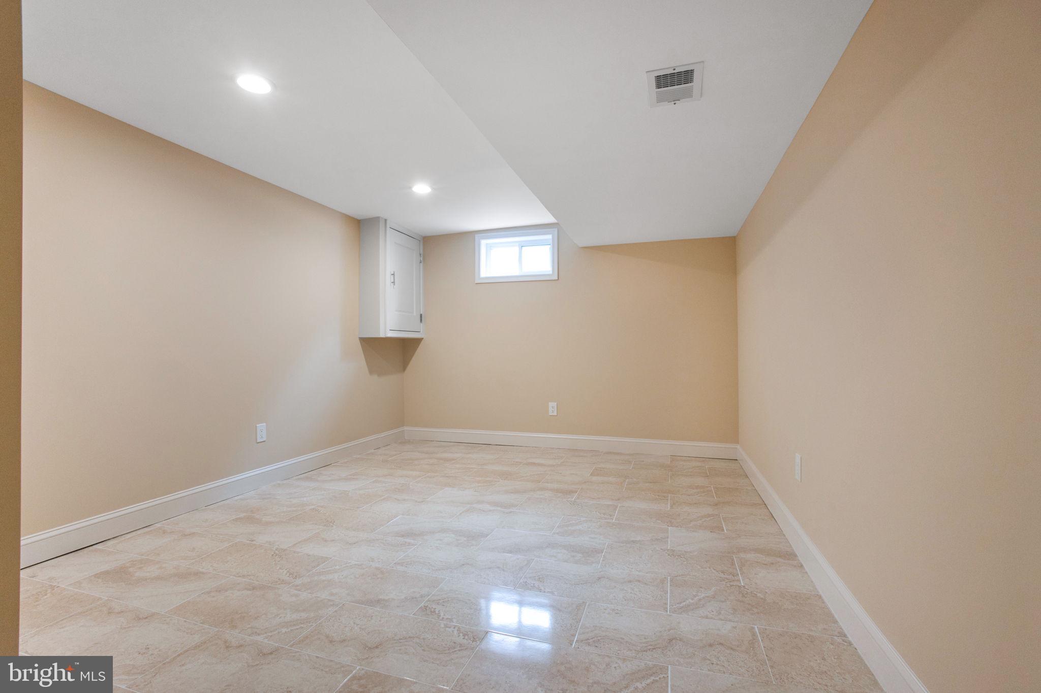 11613 COLLEGE VIEW DRIVE