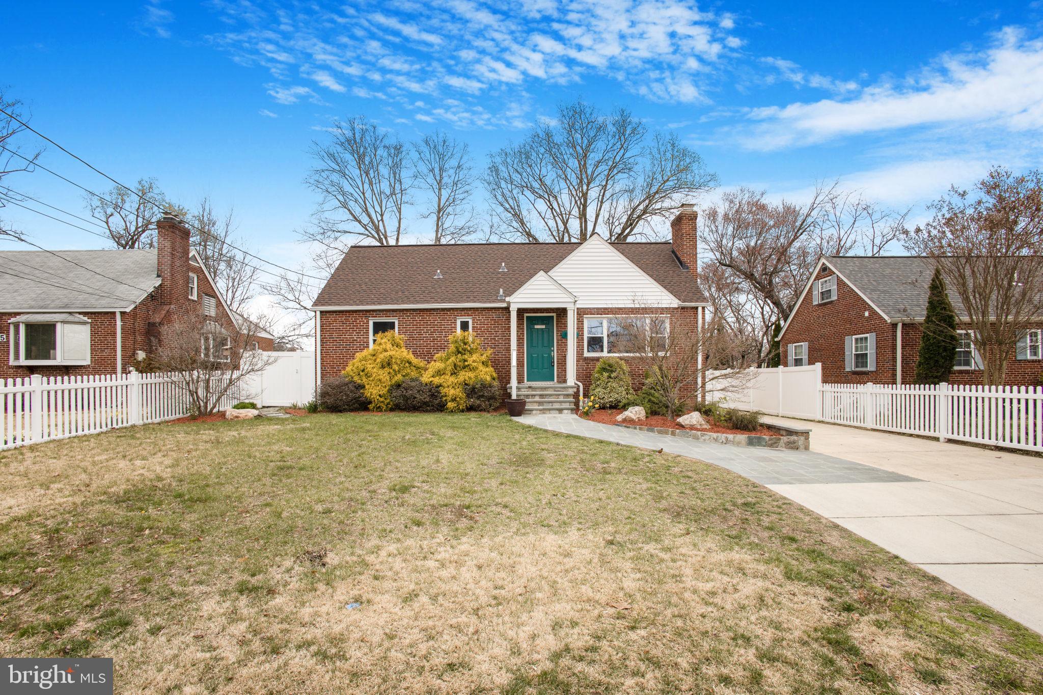 11613 COLLEGE VIEW DRIVE