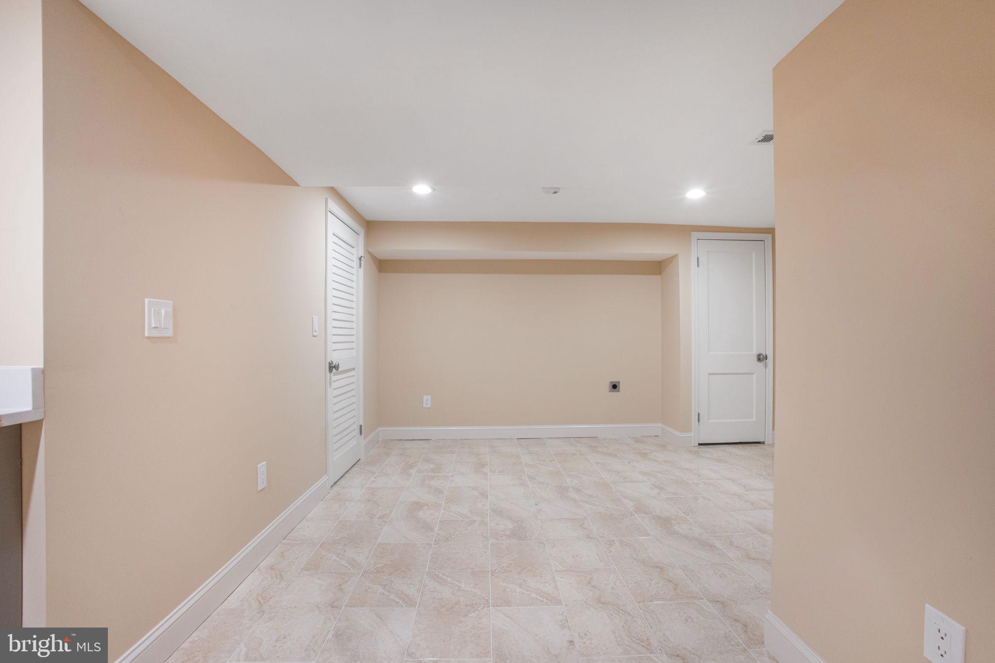 11613 COLLEGE VIEW DRIVE