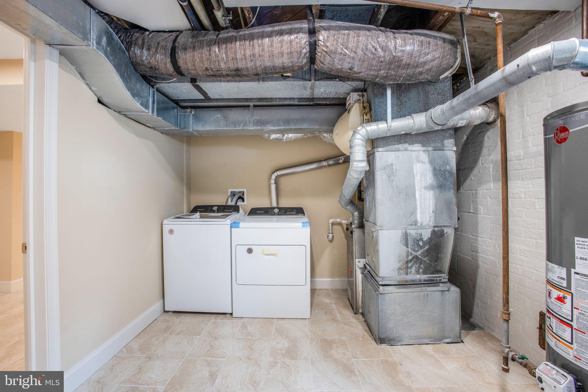 11613 COLLEGE VIEW DRIVE