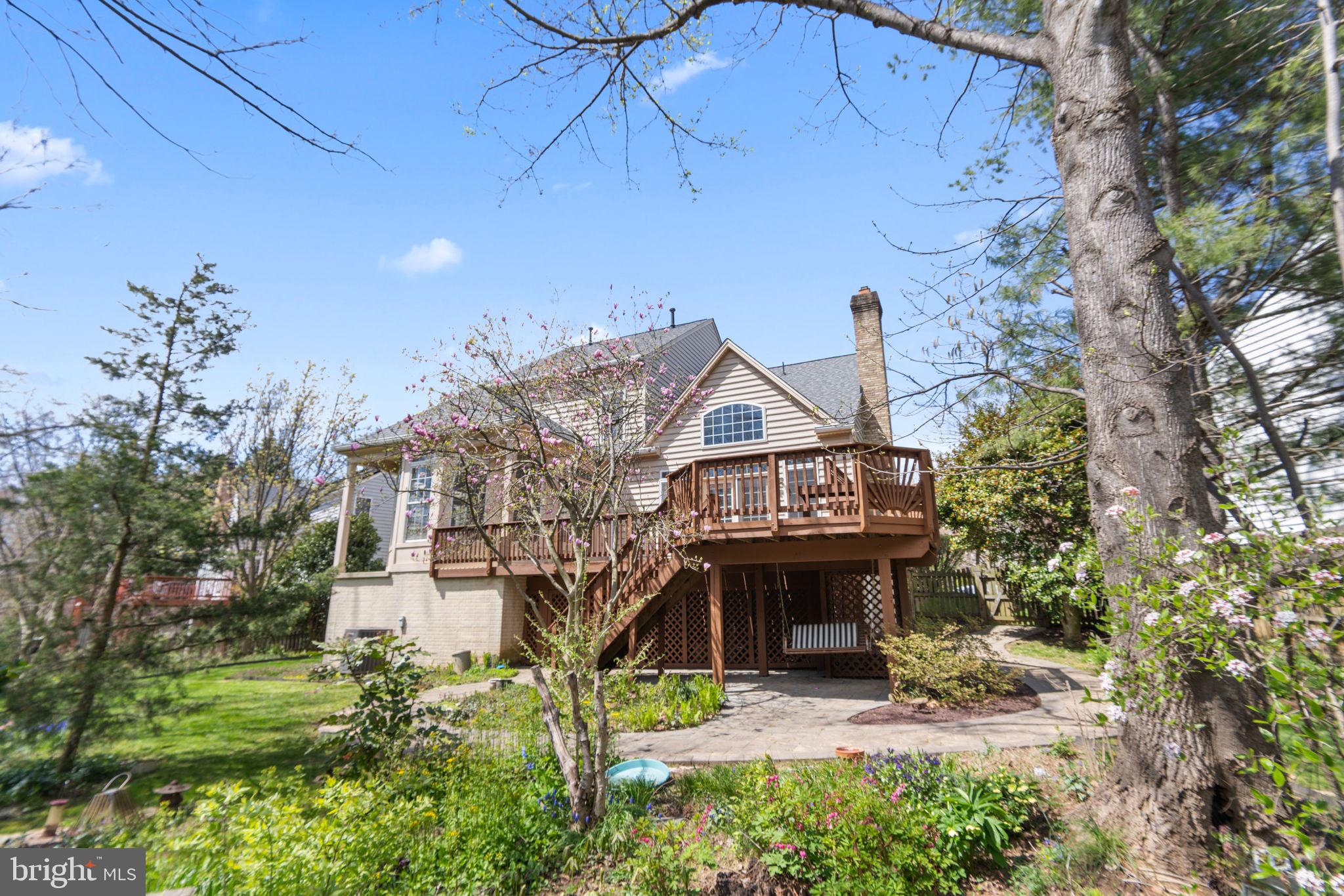 11435 SENECA FOREST CIRCLE