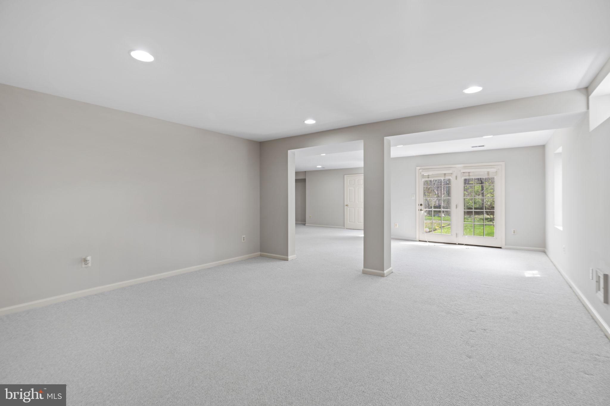 11435 SENECA FOREST CIRCLE