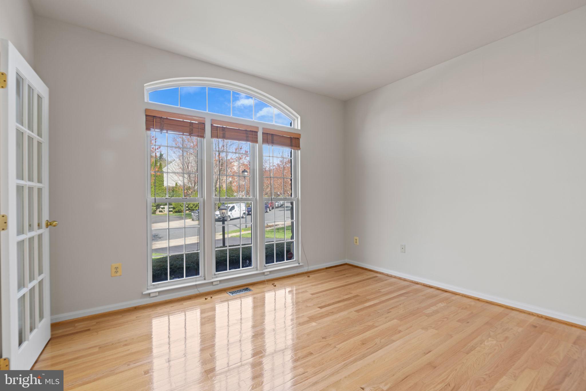 11435 SENECA FOREST CIRCLE