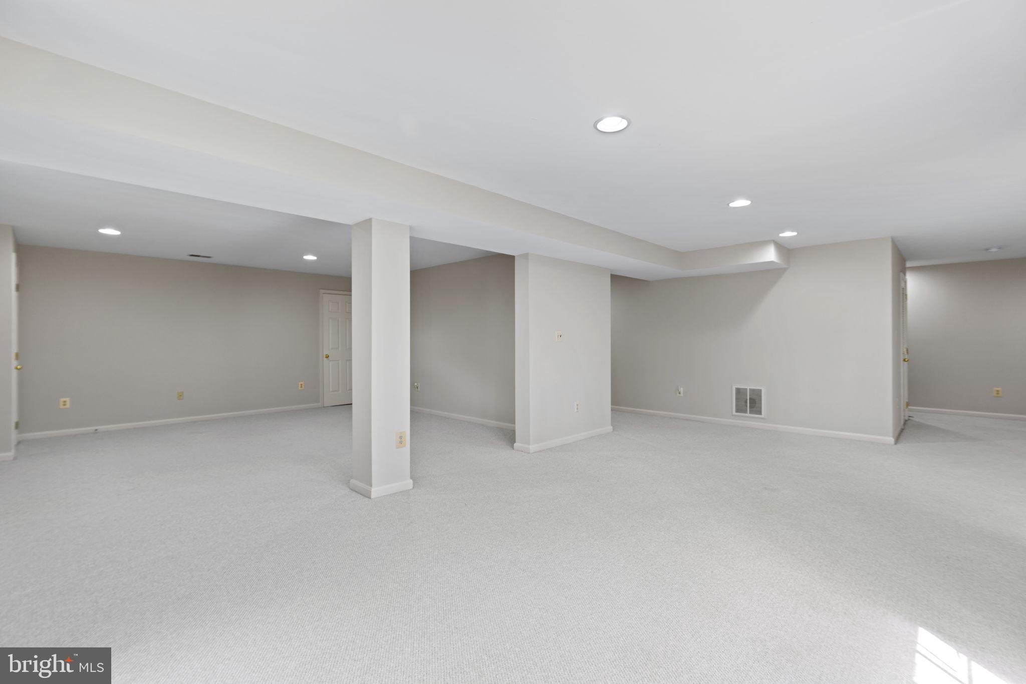 11435 SENECA FOREST CIRCLE