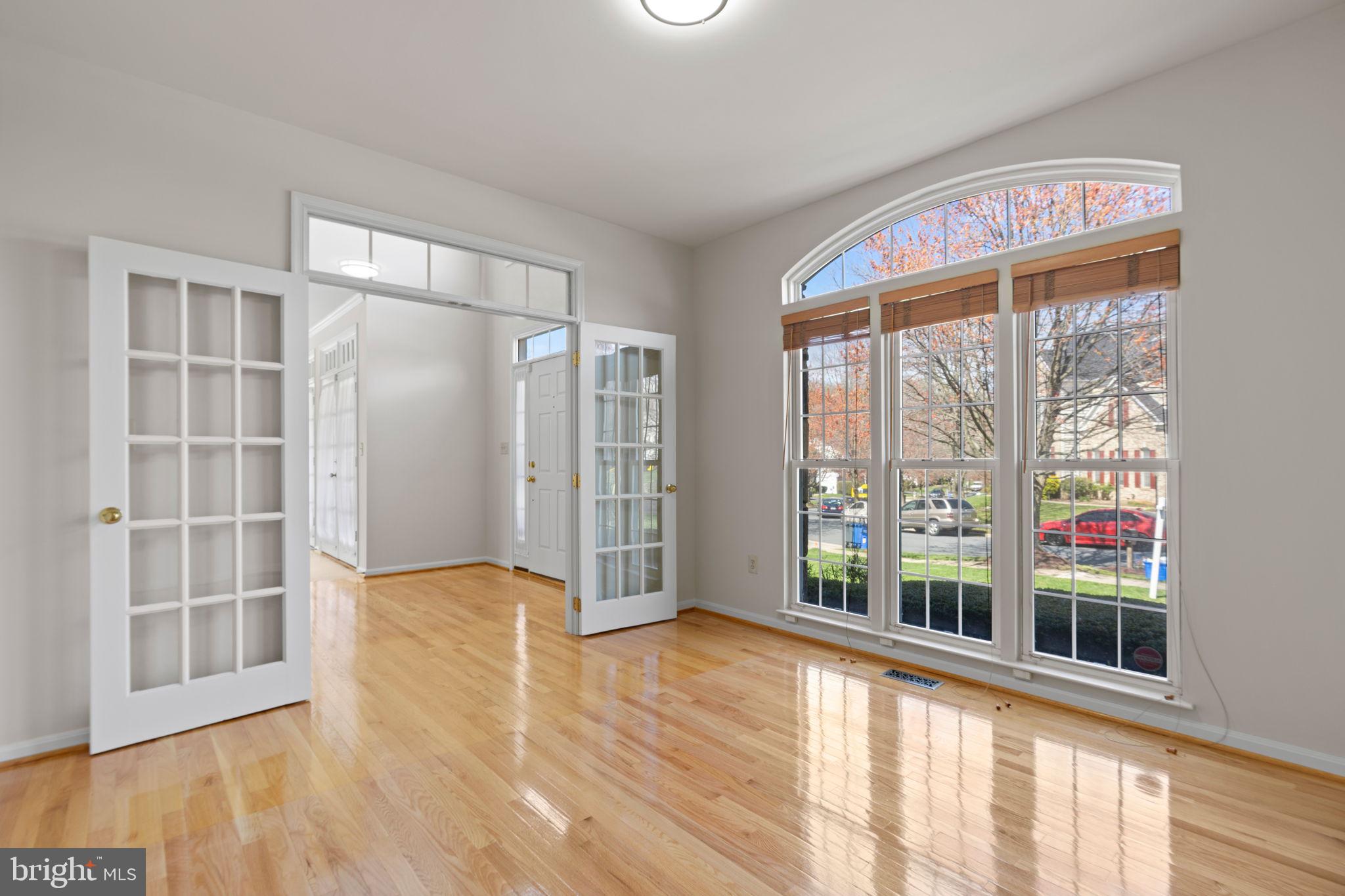 11435 SENECA FOREST CIRCLE