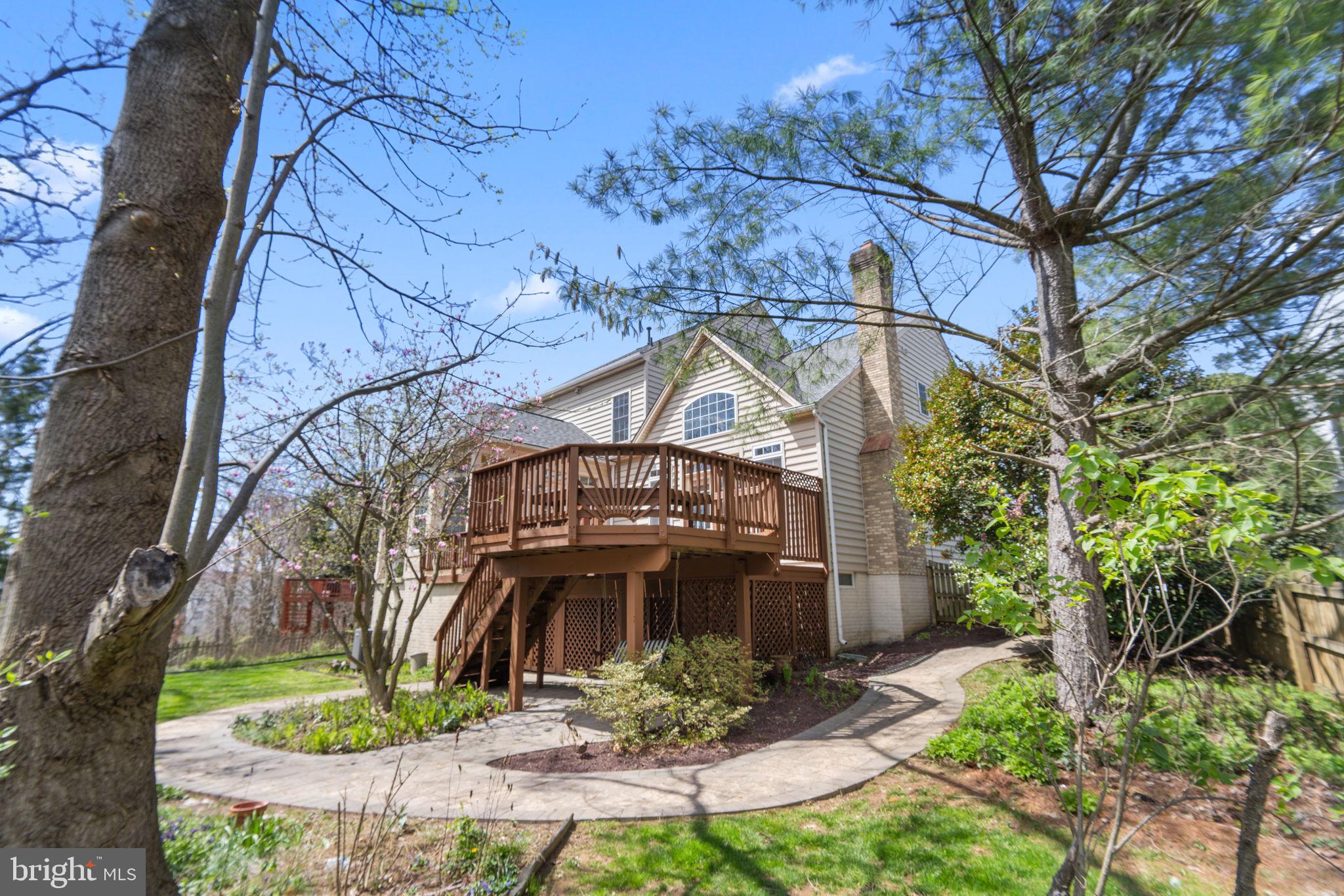 11435 SENECA FOREST CIRCLE