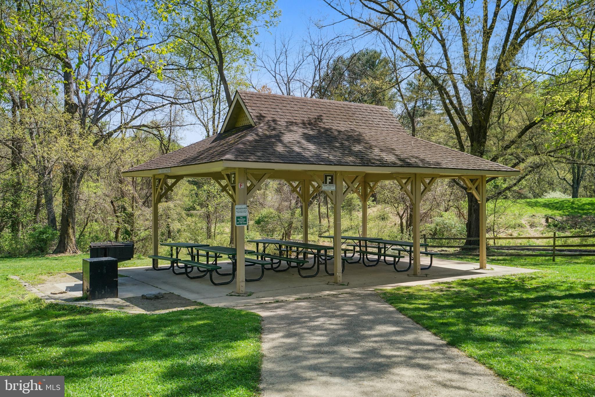 2511 KENSINGTON BOULEVARD