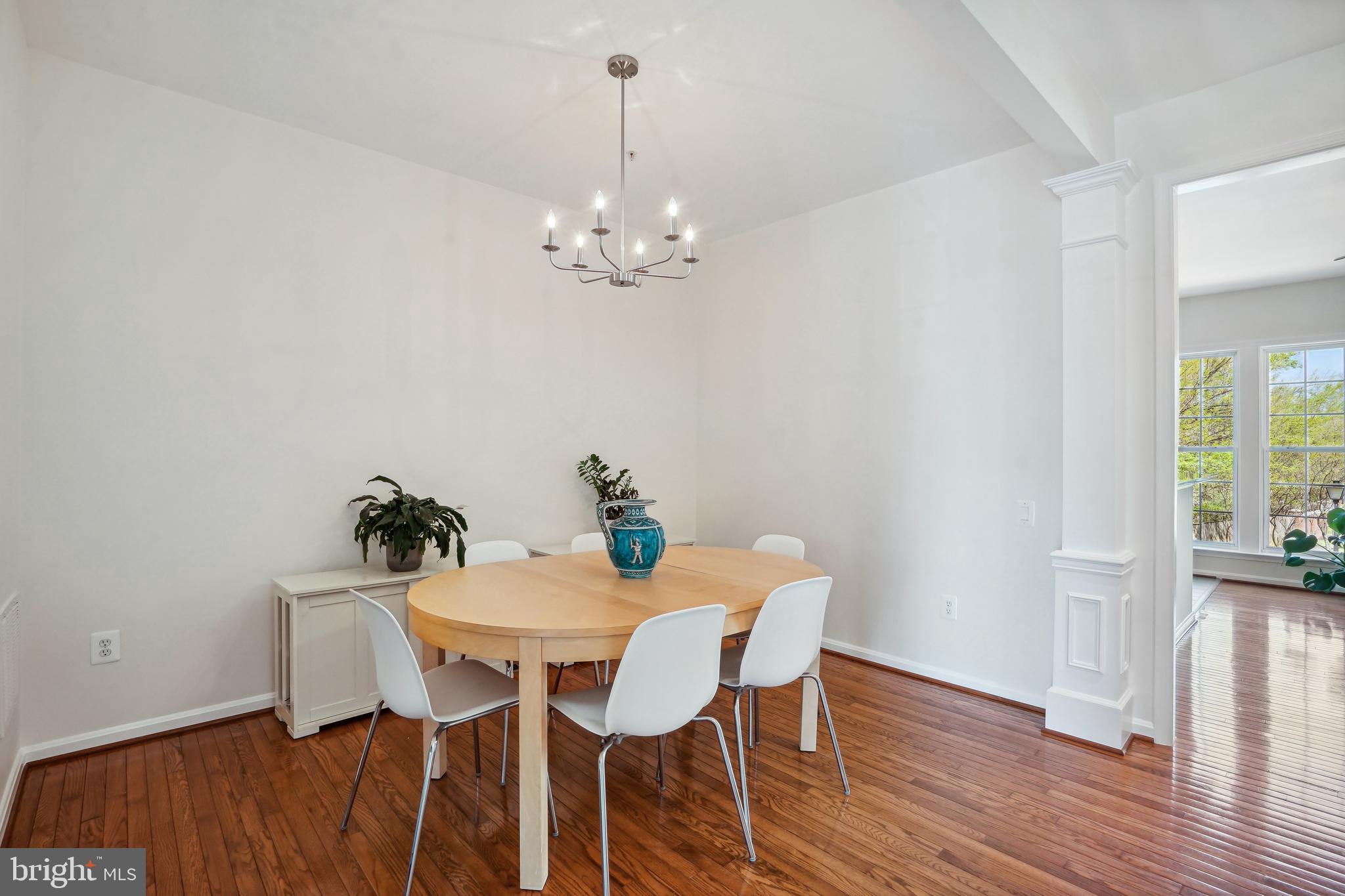 2511 KENSINGTON BOULEVARD