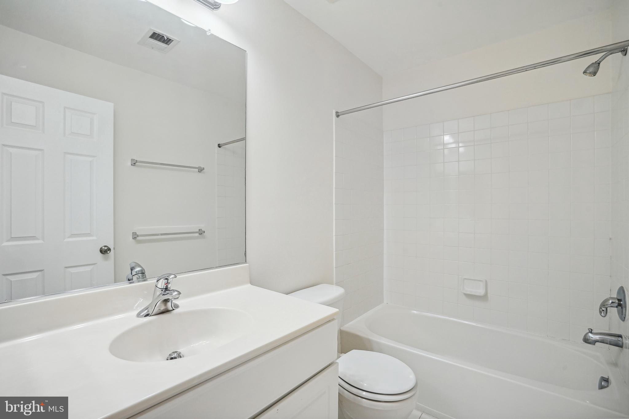 2511 KENSINGTON BOULEVARD