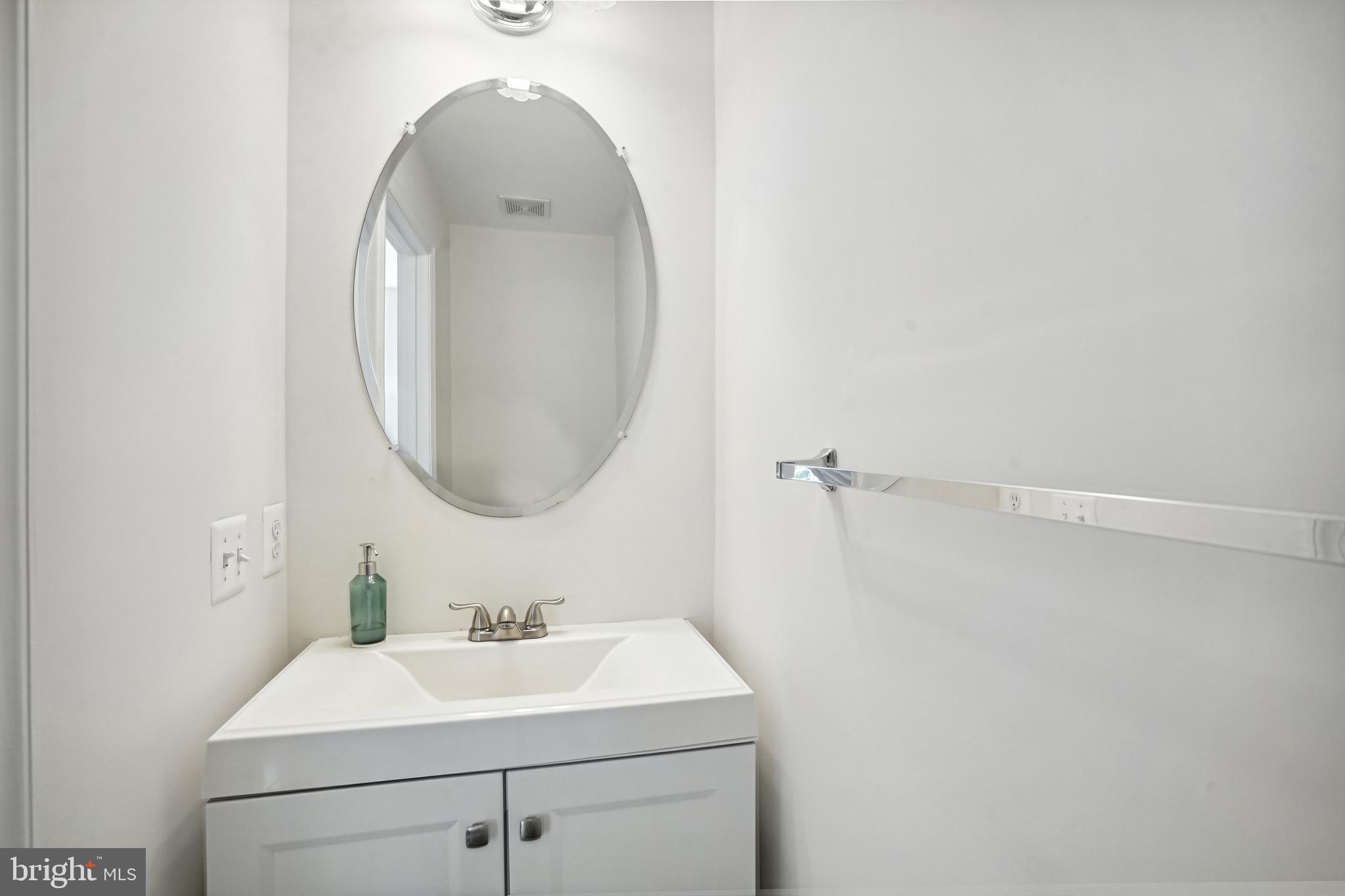 2511 KENSINGTON BOULEVARD