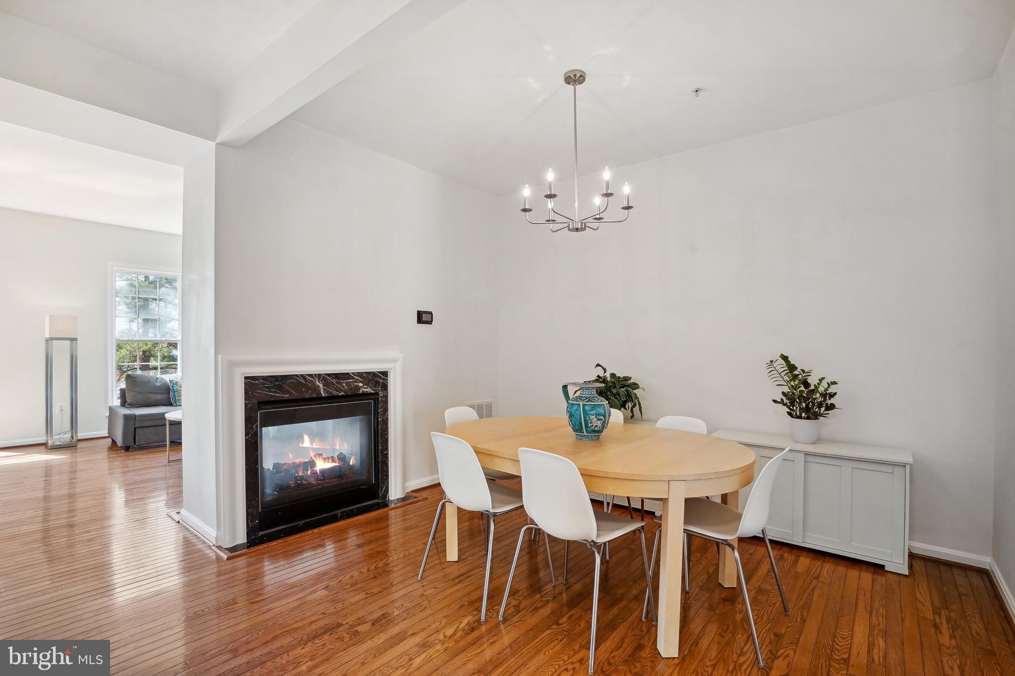 2511 KENSINGTON BOULEVARD