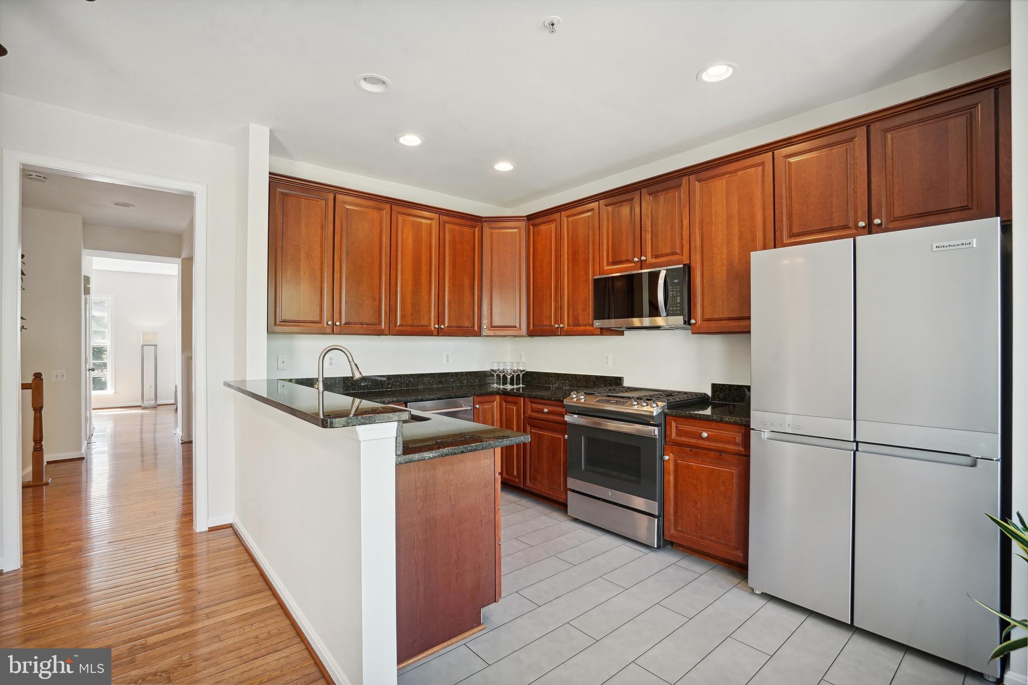 2511 KENSINGTON BOULEVARD