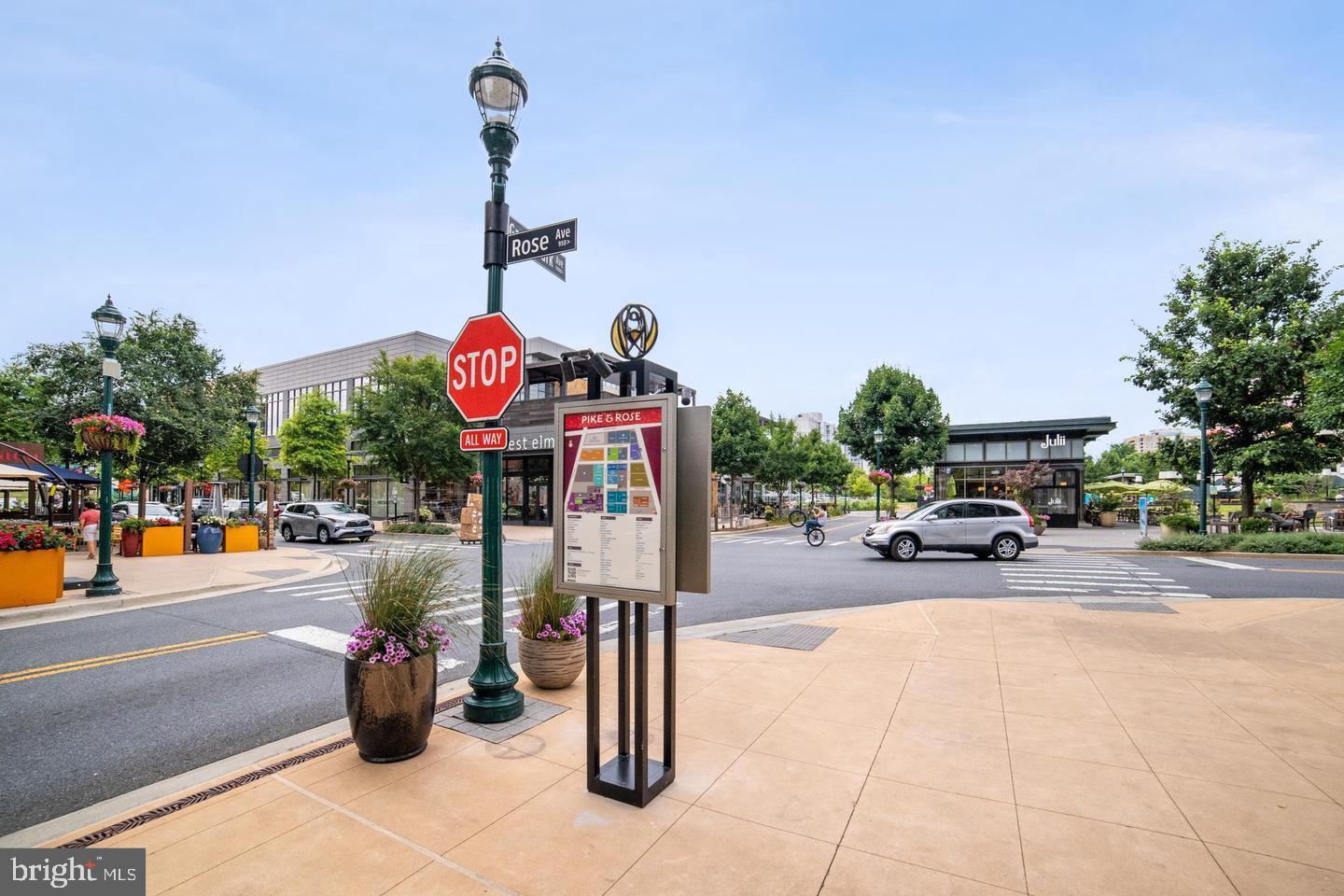 2511 KENSINGTON BOULEVARD