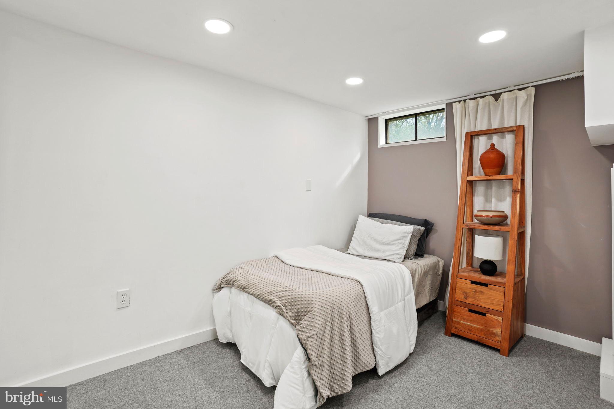 4409 GARRETT PARK ROAD