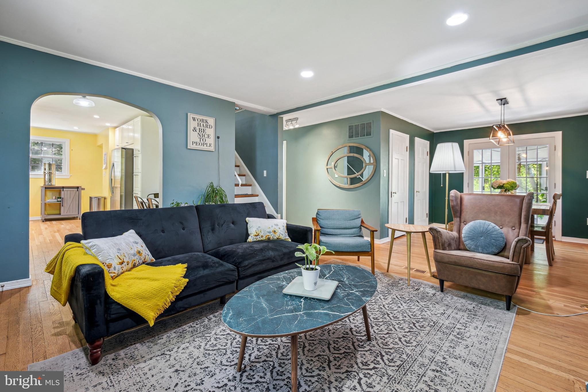 108 WOODRIDGE AVENUE