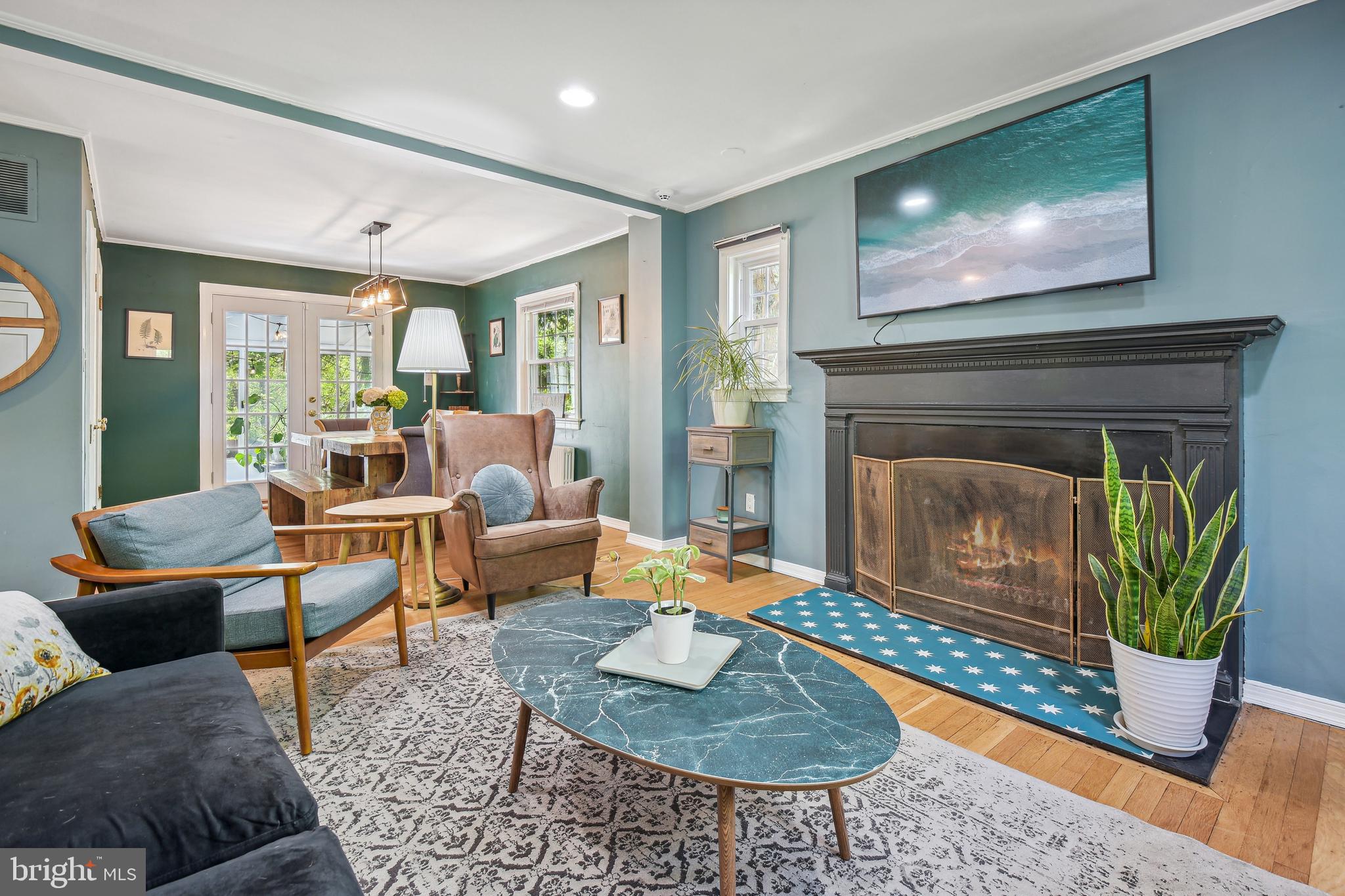 108 WOODRIDGE AVENUE