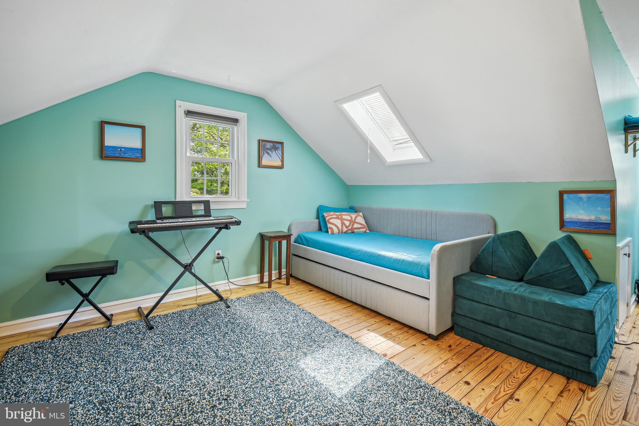 108 WOODRIDGE AVENUE