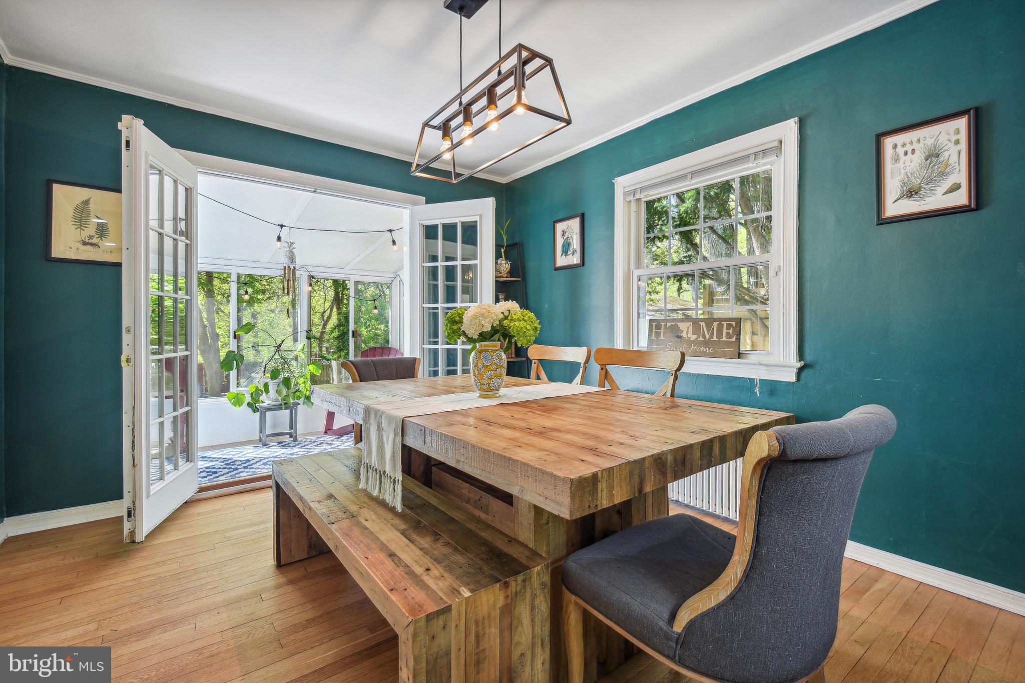 108 WOODRIDGE AVENUE