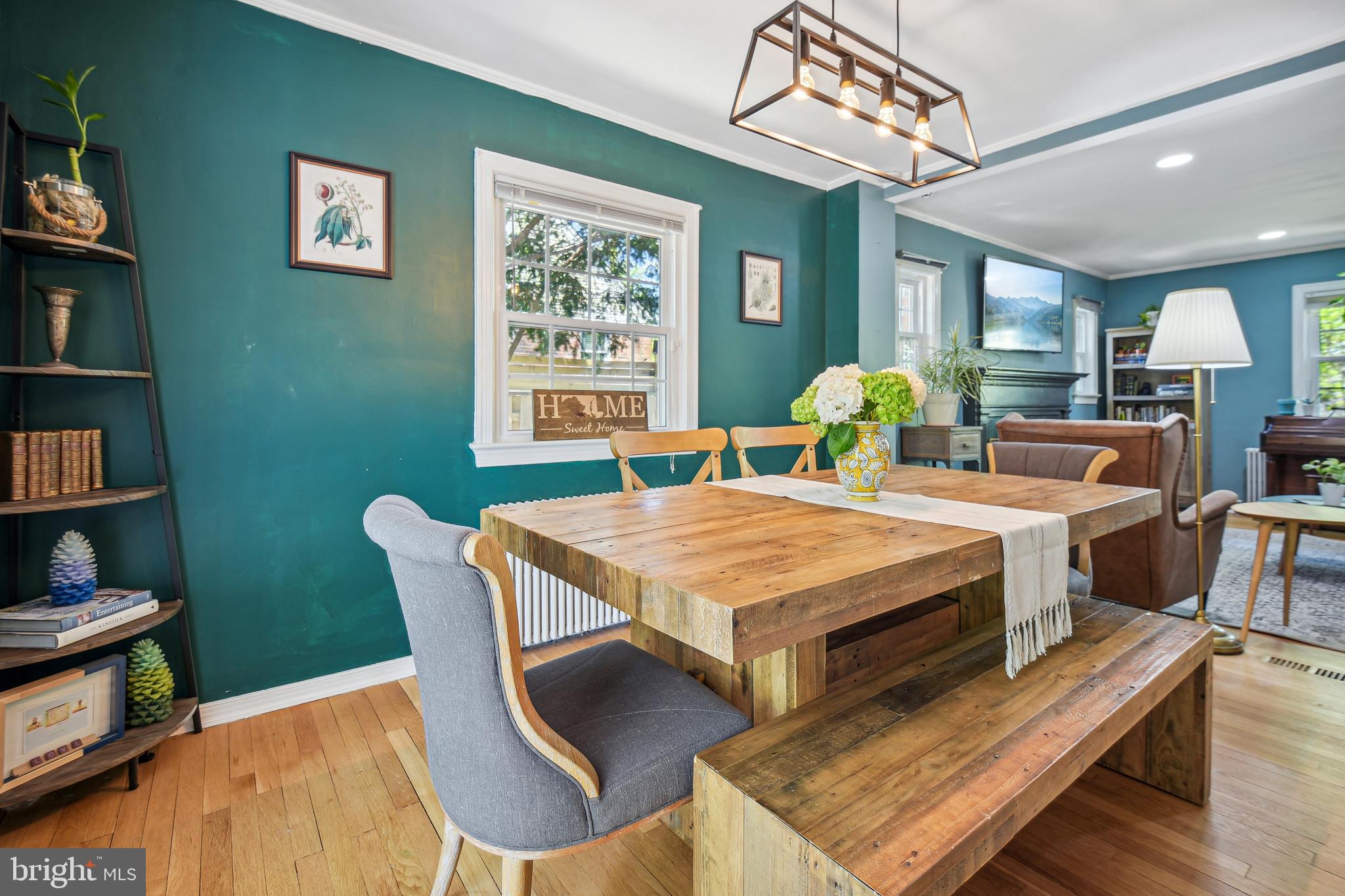 108 WOODRIDGE AVENUE