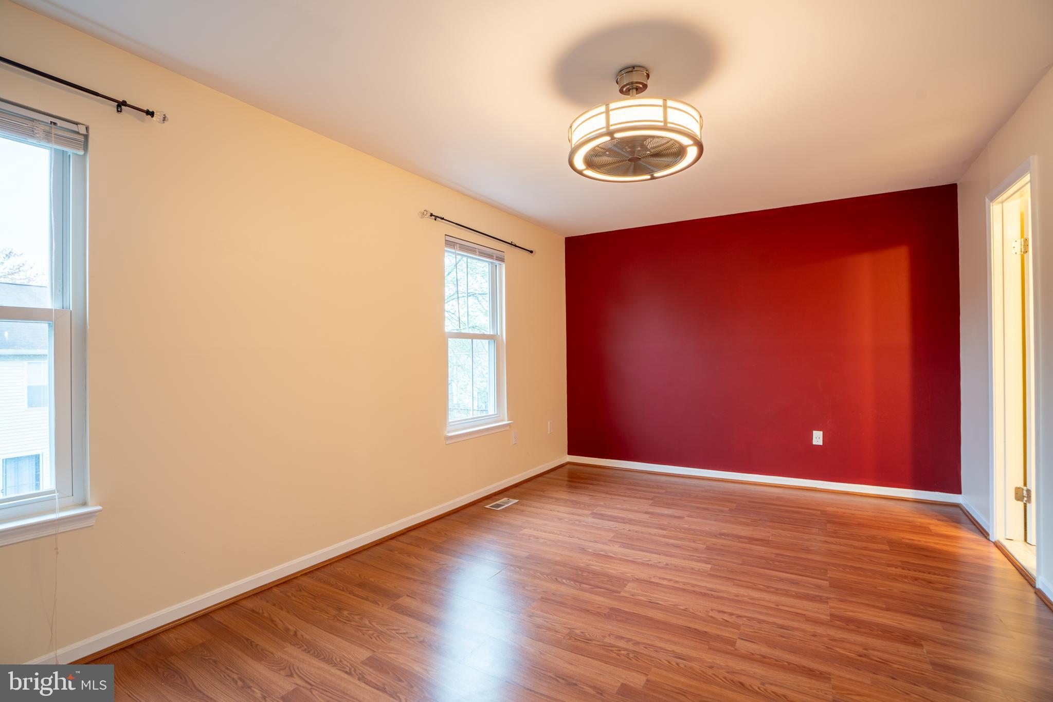 3500 VINTAGE SPRING TERRACE