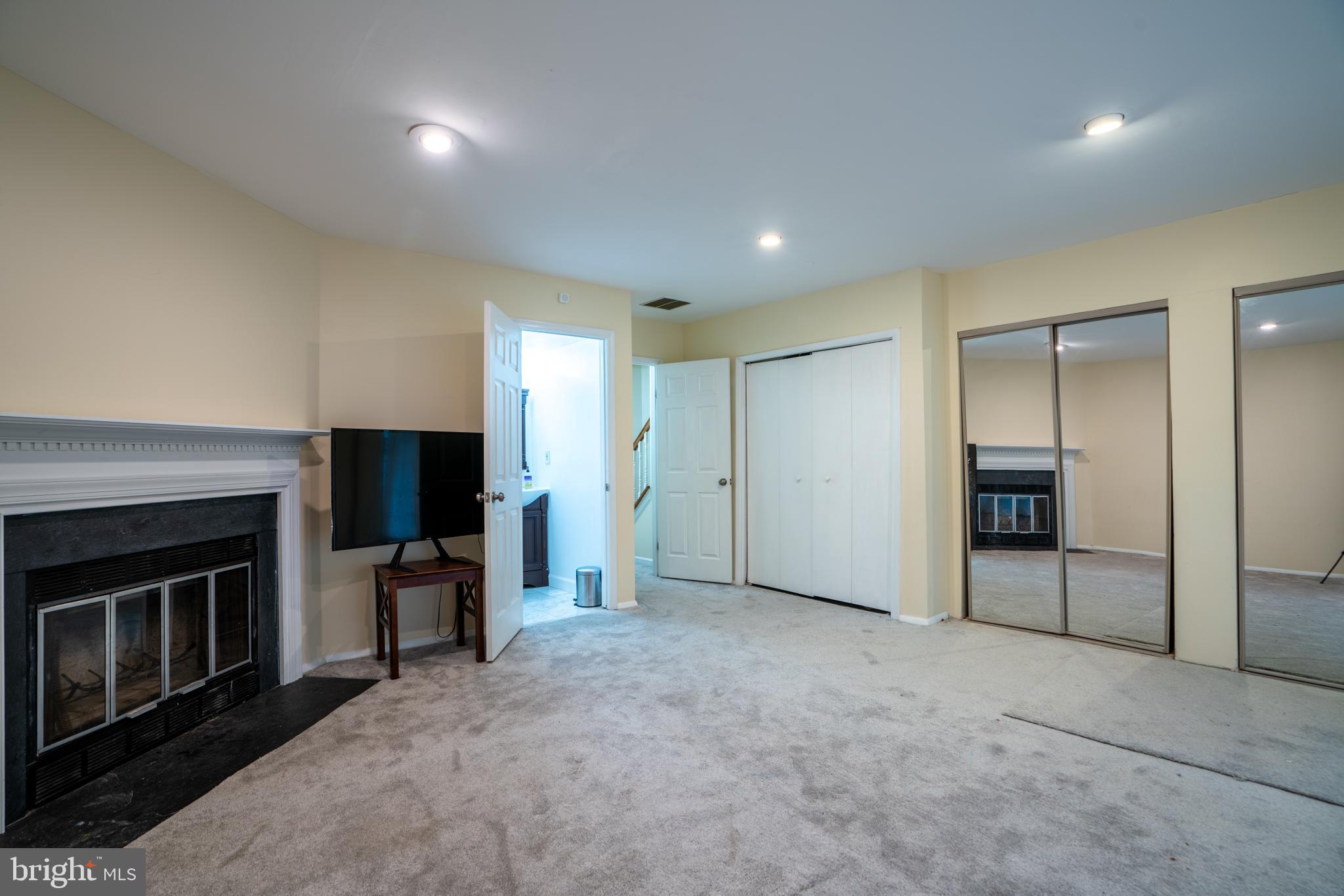 3500 VINTAGE SPRING TERRACE