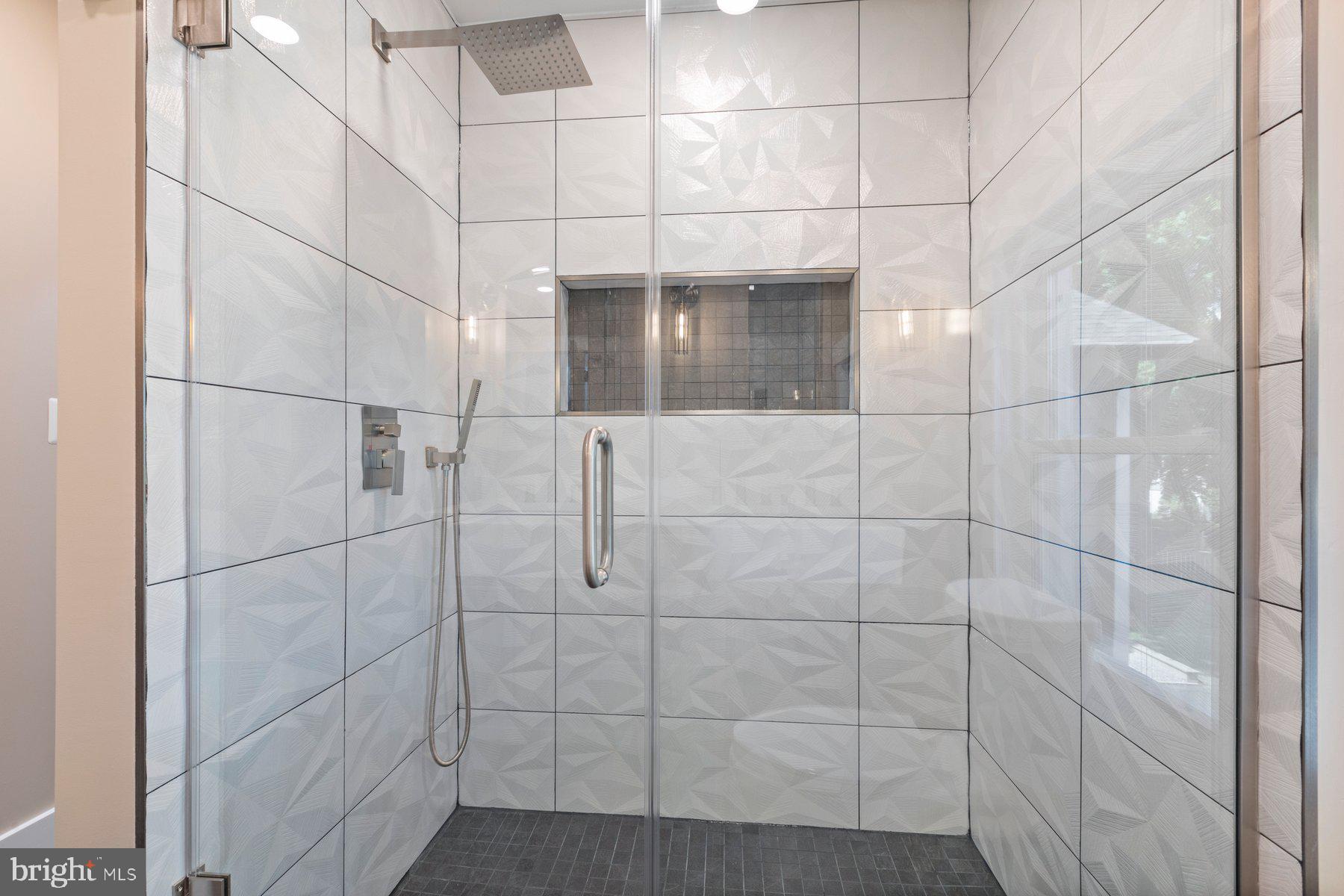 19025 GOLD MINE PLACE