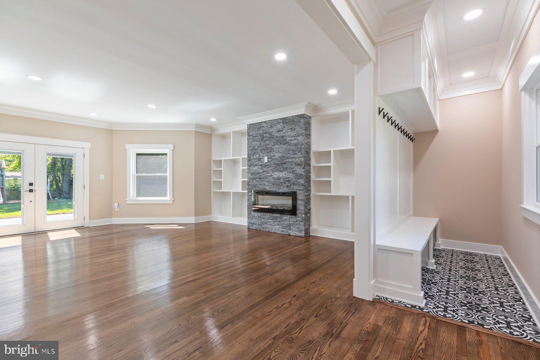 19025 GOLD MINE PLACE