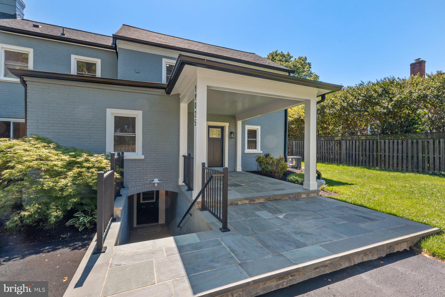 19025 GOLD MINE PLACE