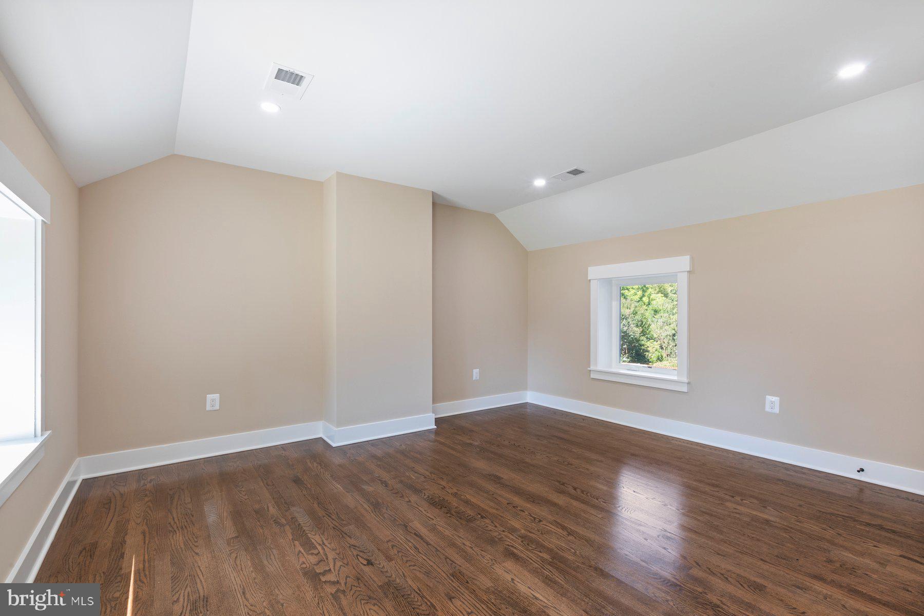 19025 GOLD MINE PLACE