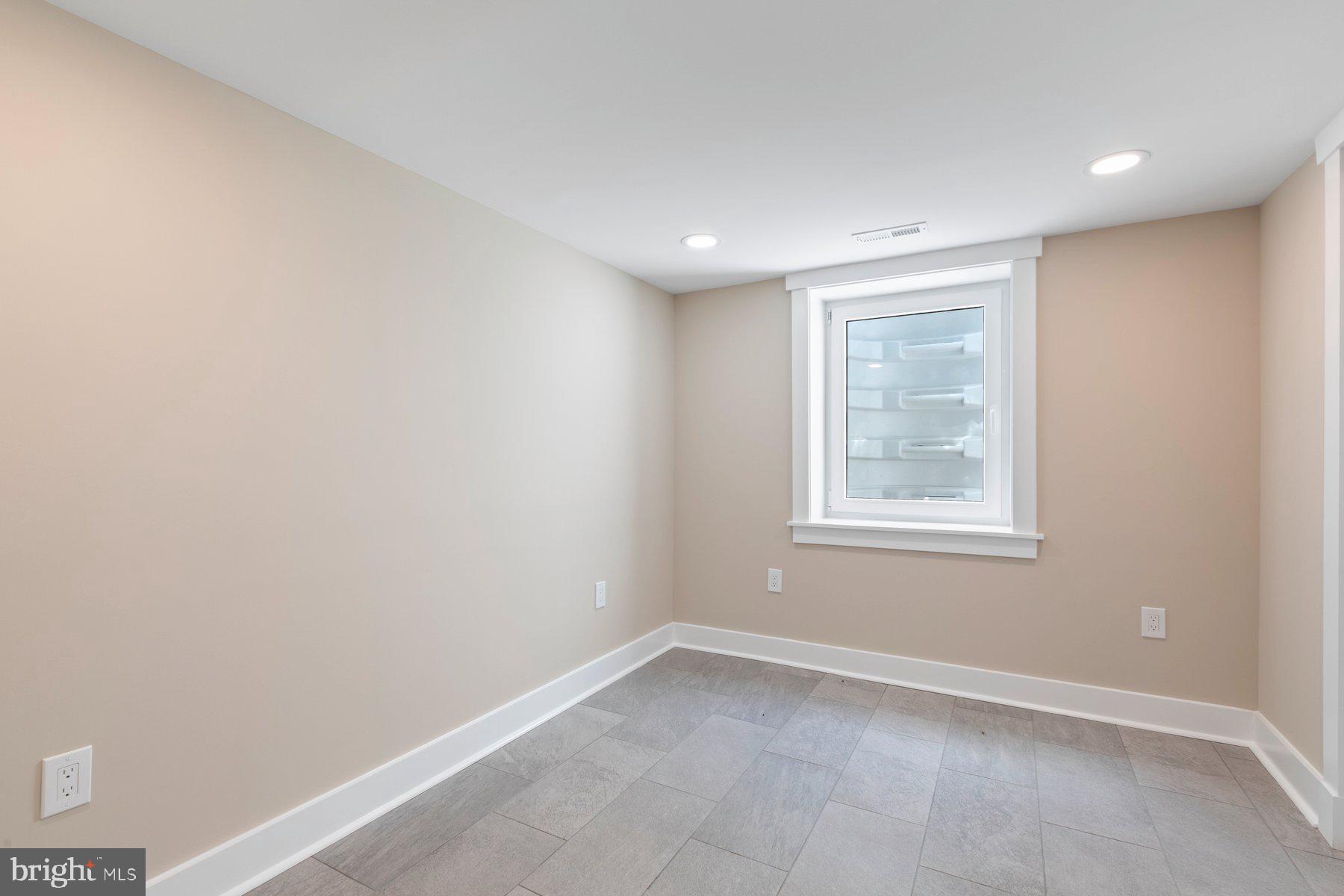 19025 GOLD MINE PLACE